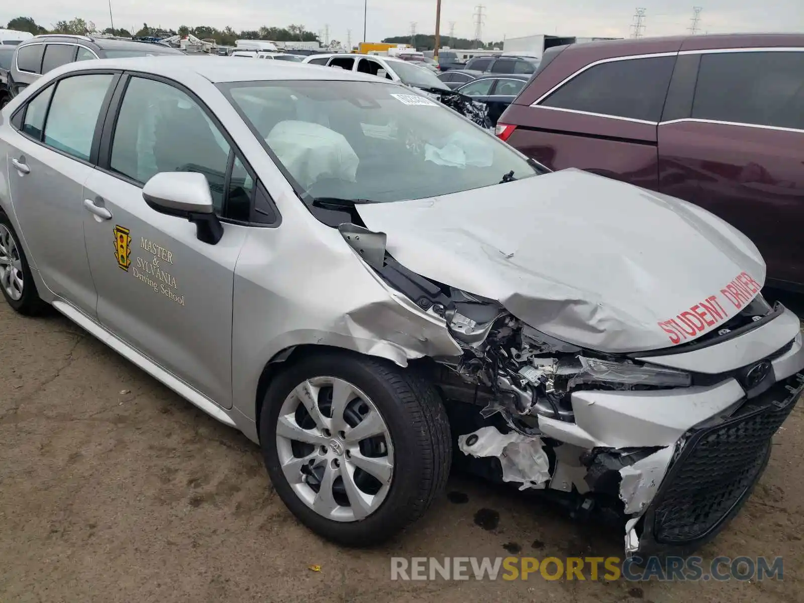 1 Photograph of a damaged car 5YFEPMAE2MP226801 TOYOTA COROLLA 2021