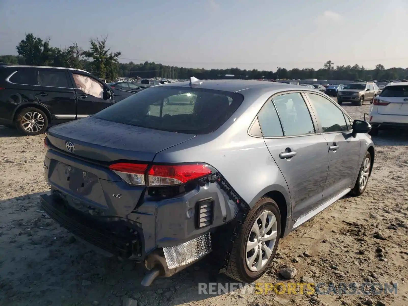 4 Photograph of a damaged car 5YFEPMAE2MP227074 TOYOTA COROLLA 2021