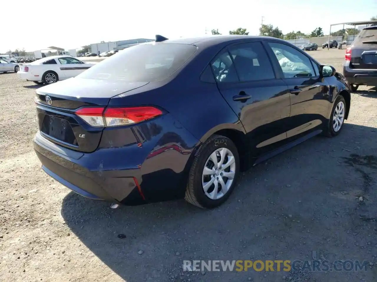 4 Photograph of a damaged car 5YFEPMAE2MP228838 TOYOTA COROLLA 2021