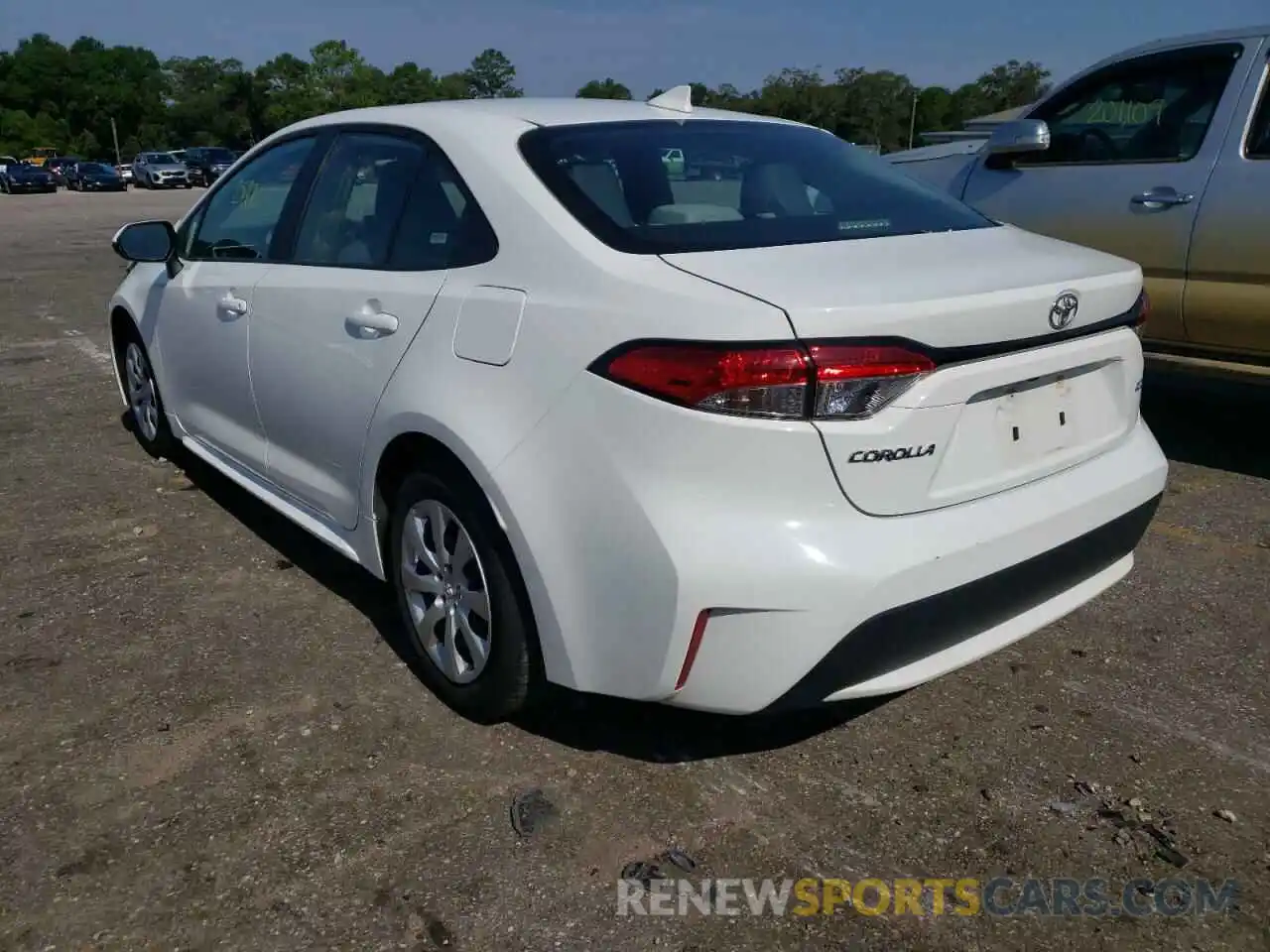 3 Photograph of a damaged car 5YFEPMAE2MP229939 TOYOTA COROLLA 2021