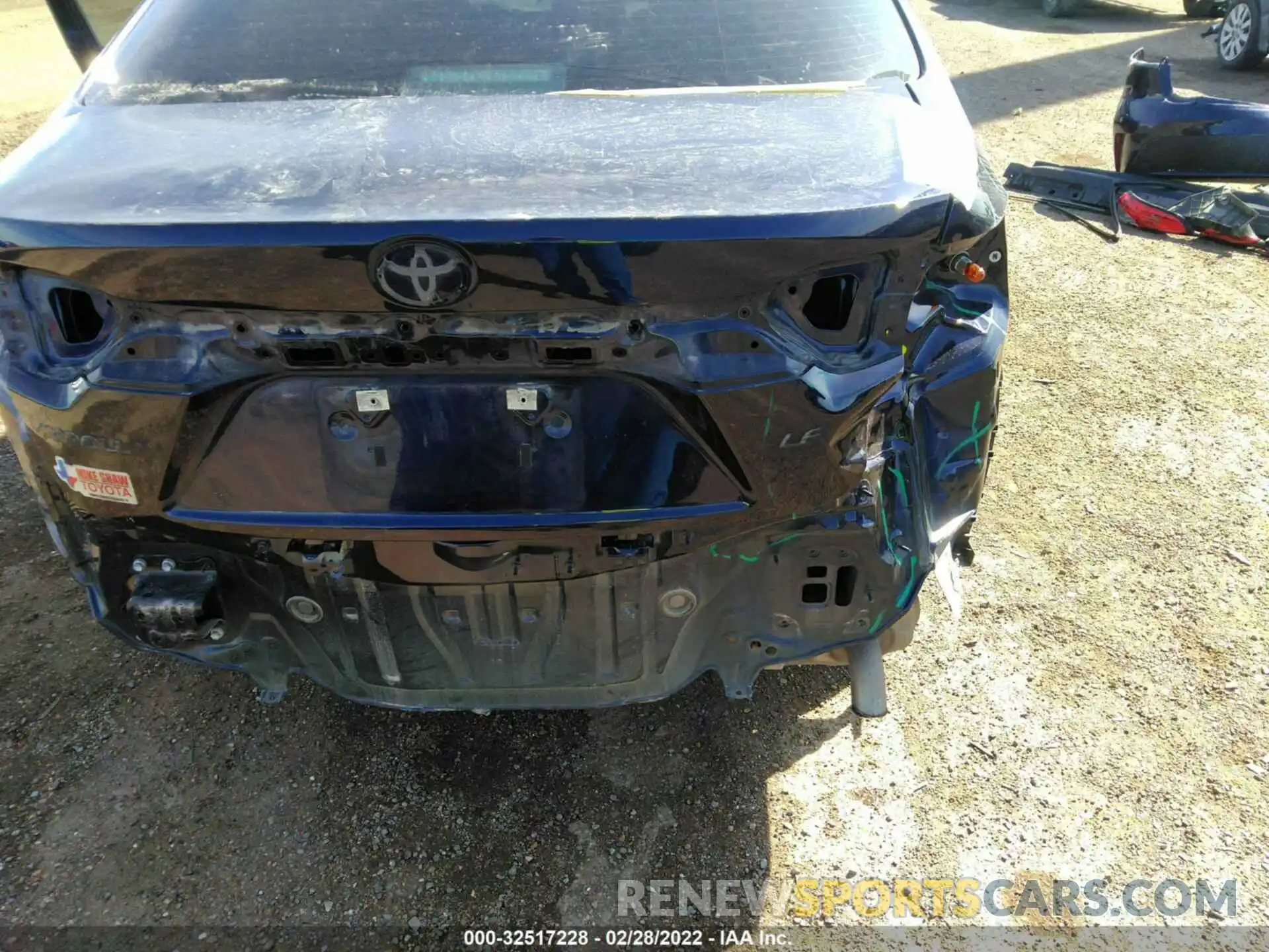 6 Photograph of a damaged car 5YFEPMAE2MP230038 TOYOTA COROLLA 2021