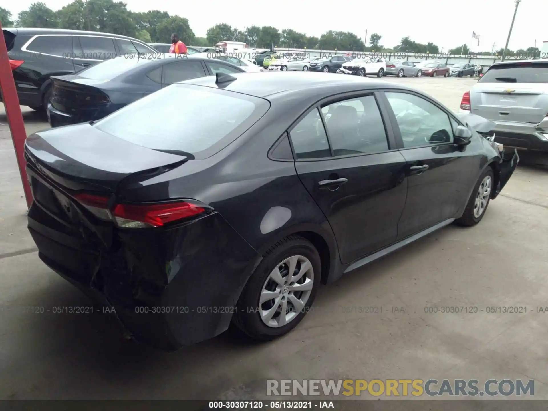 4 Photograph of a damaged car 5YFEPMAE2MP231321 TOYOTA COROLLA 2021