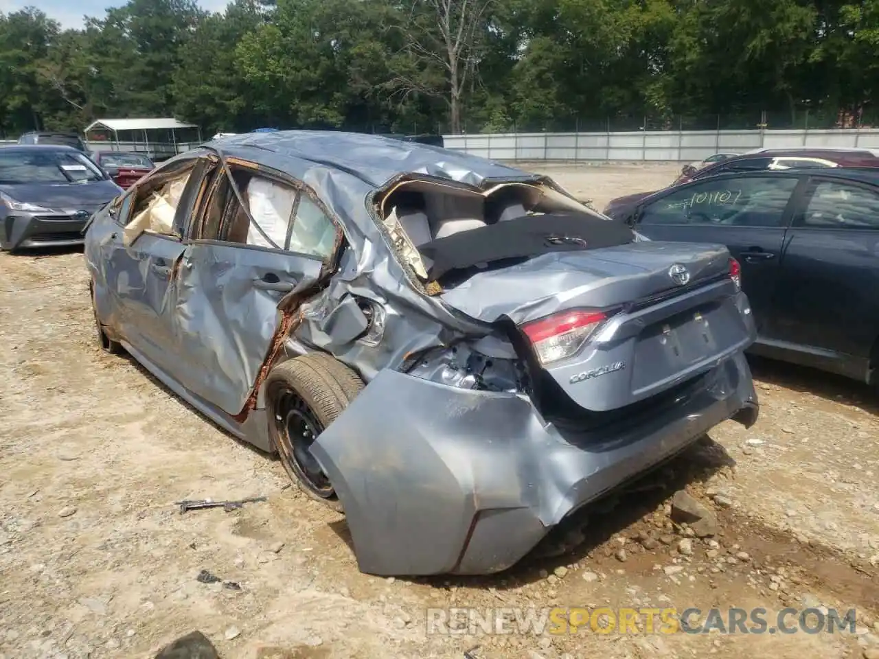 3 Photograph of a damaged car 5YFEPMAE2MP232002 TOYOTA COROLLA 2021