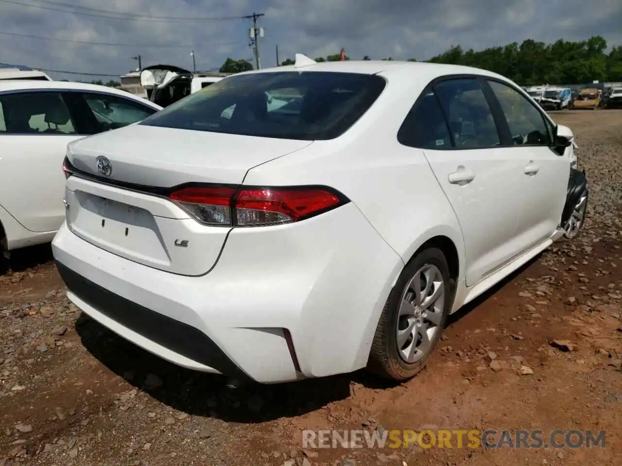 4 Photograph of a damaged car 5YFEPMAE2MP234381 TOYOTA COROLLA 2021