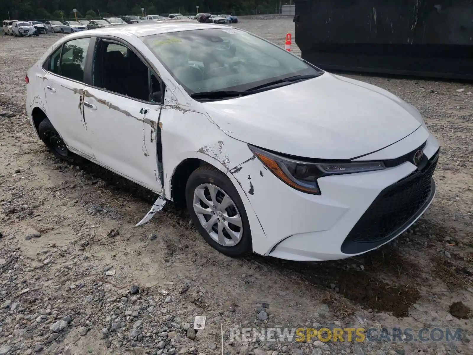 1 Photograph of a damaged car 5YFEPMAE2MP241718 TOYOTA COROLLA 2021