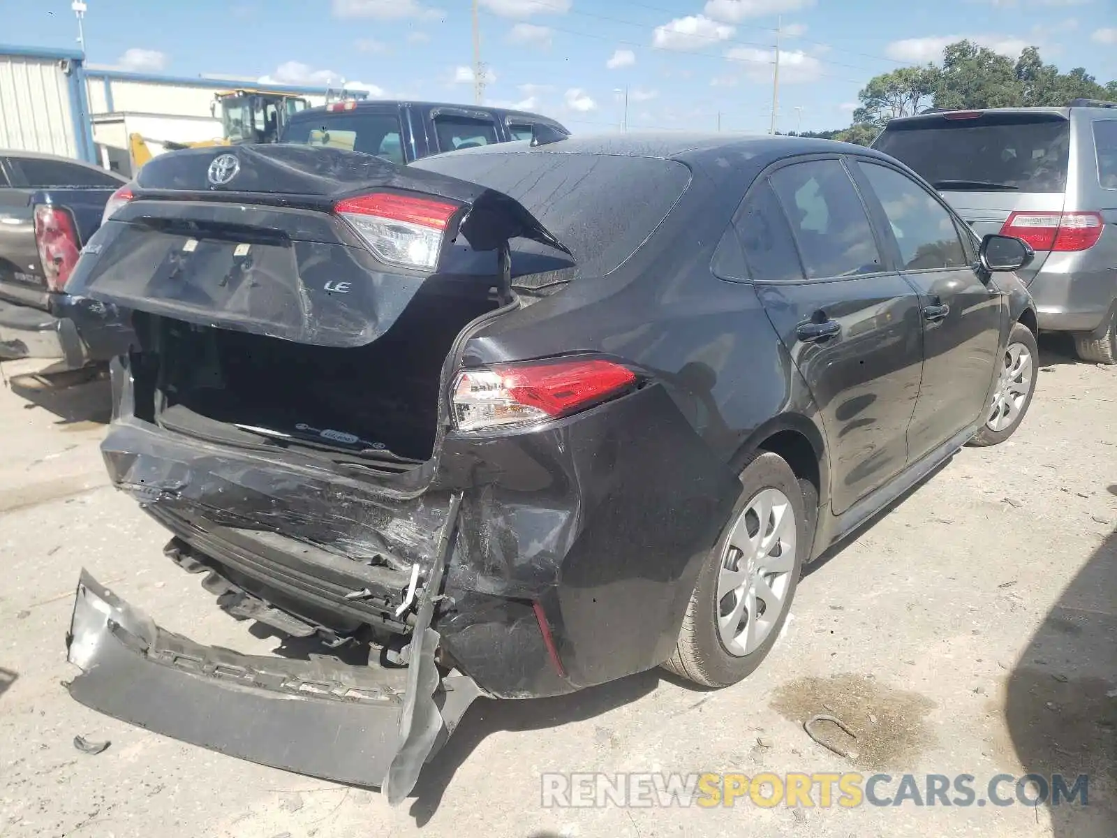 4 Photograph of a damaged car 5YFEPMAE2MP242058 TOYOTA COROLLA 2021