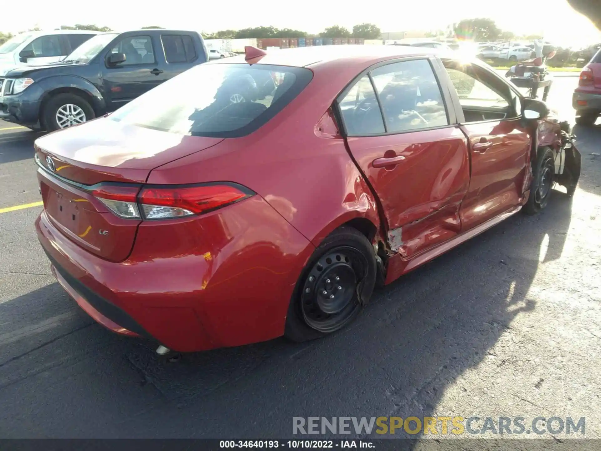 4 Photograph of a damaged car 5YFEPMAE2MP242187 TOYOTA COROLLA 2021