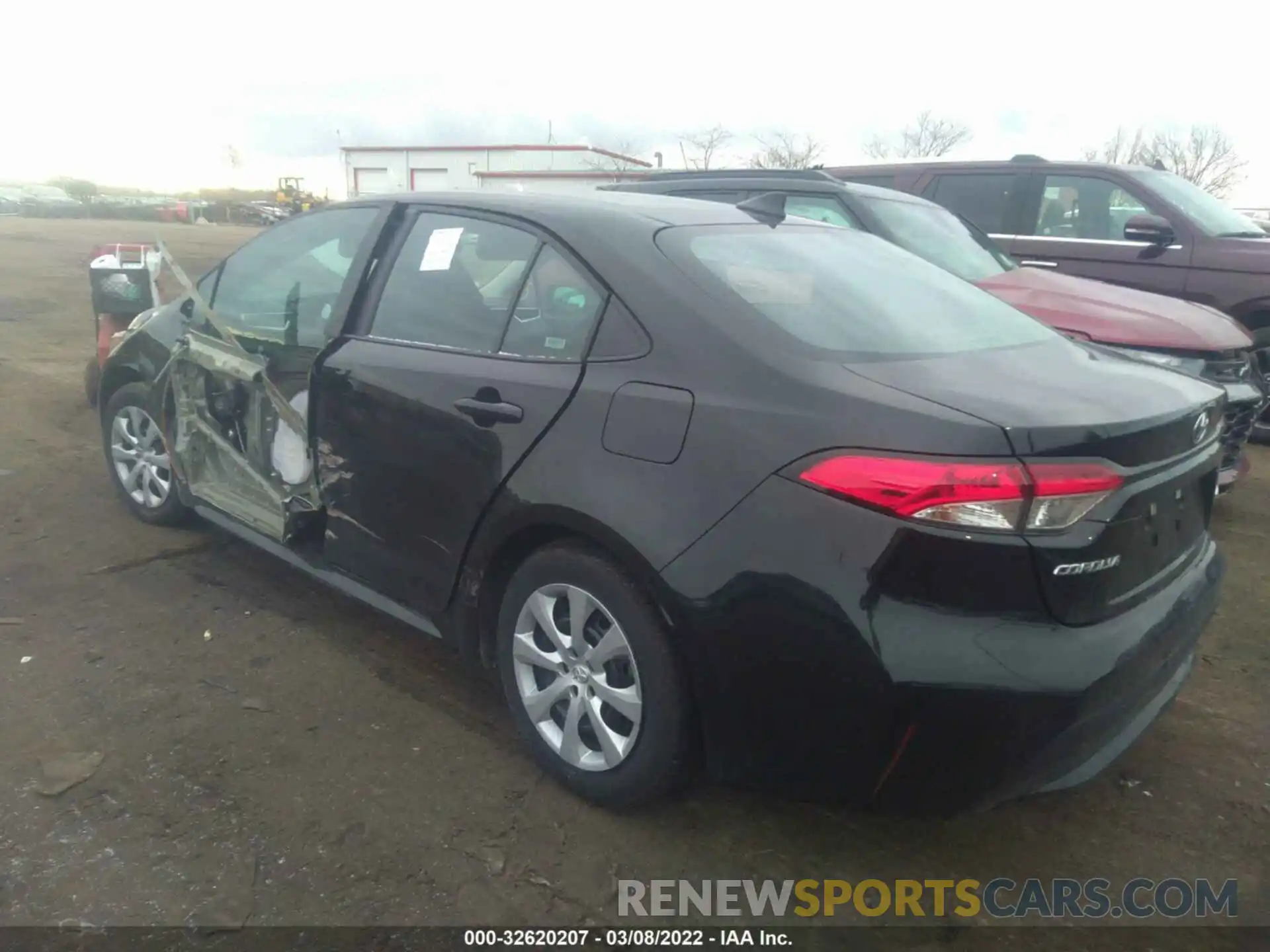 3 Photograph of a damaged car 5YFEPMAE2MP242271 TOYOTA COROLLA 2021