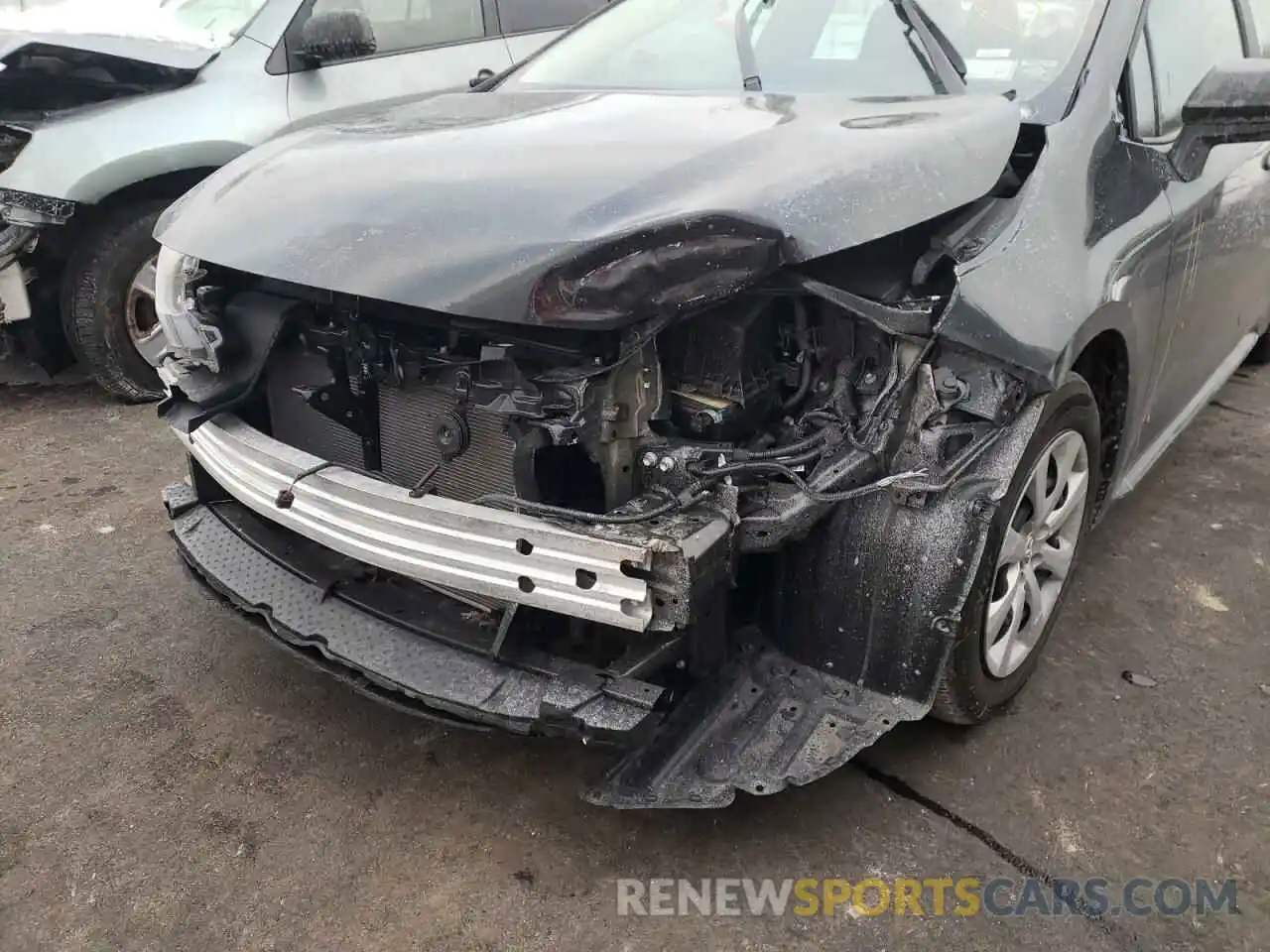 9 Photograph of a damaged car 5YFEPMAE2MP242500 TOYOTA COROLLA 2021