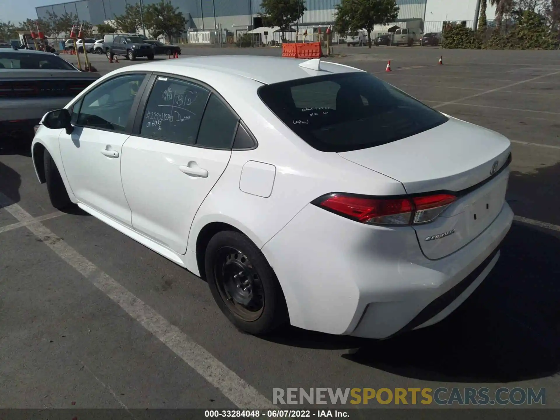 3 Photograph of a damaged car 5YFEPMAE2MP242934 TOYOTA COROLLA 2021