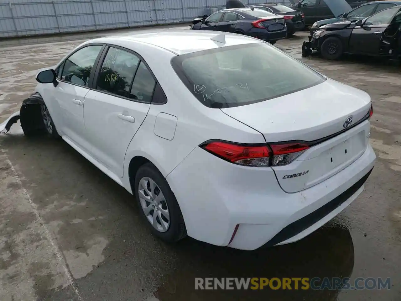 3 Photograph of a damaged car 5YFEPMAE2MP244232 TOYOTA COROLLA 2021