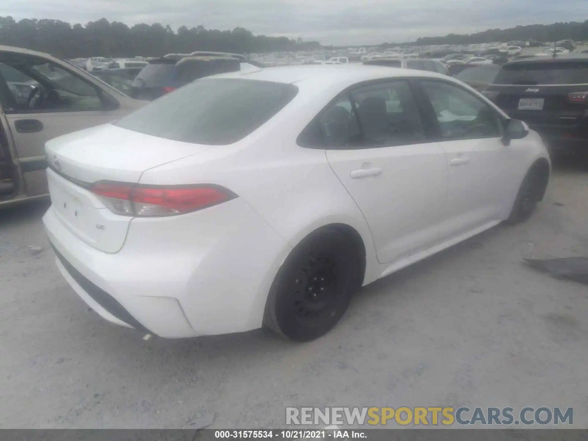 4 Photograph of a damaged car 5YFEPMAE2MP245025 TOYOTA COROLLA 2021