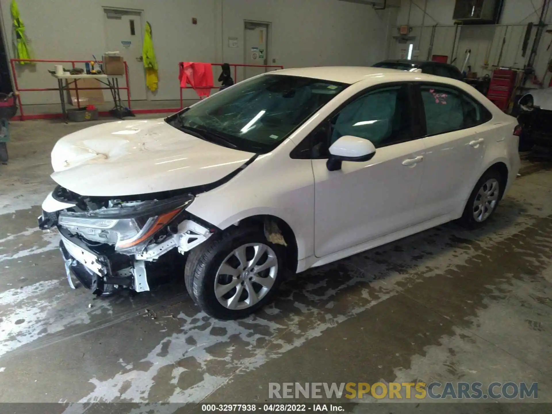 2 Photograph of a damaged car 5YFEPMAE2MP245154 TOYOTA COROLLA 2021