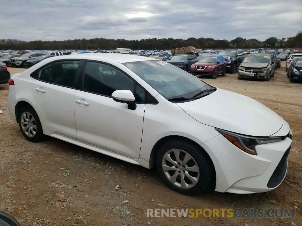 4 Photograph of a damaged car 5YFEPMAE2MP245767 TOYOTA COROLLA 2021