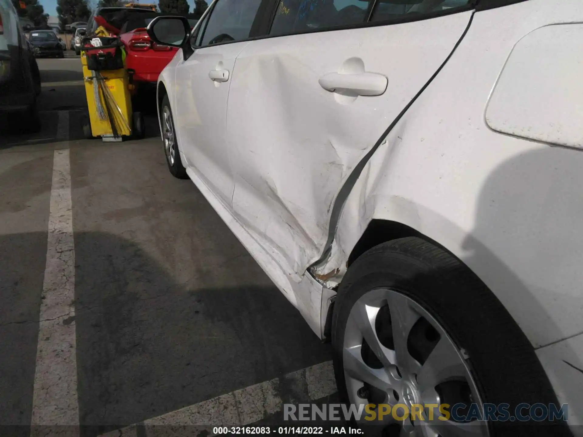 6 Photograph of a damaged car 5YFEPMAE2MP246854 TOYOTA COROLLA 2021