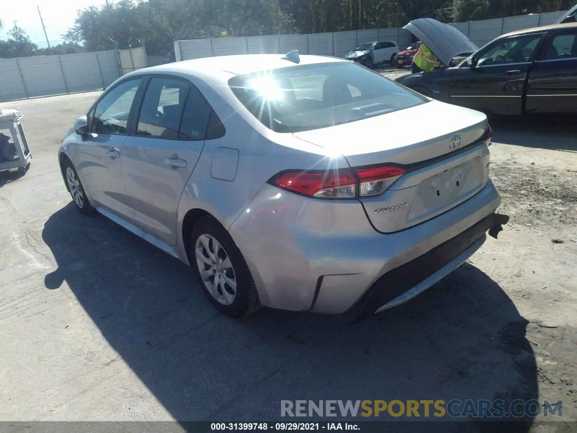 3 Photograph of a damaged car 5YFEPMAE2MP246871 TOYOTA COROLLA 2021