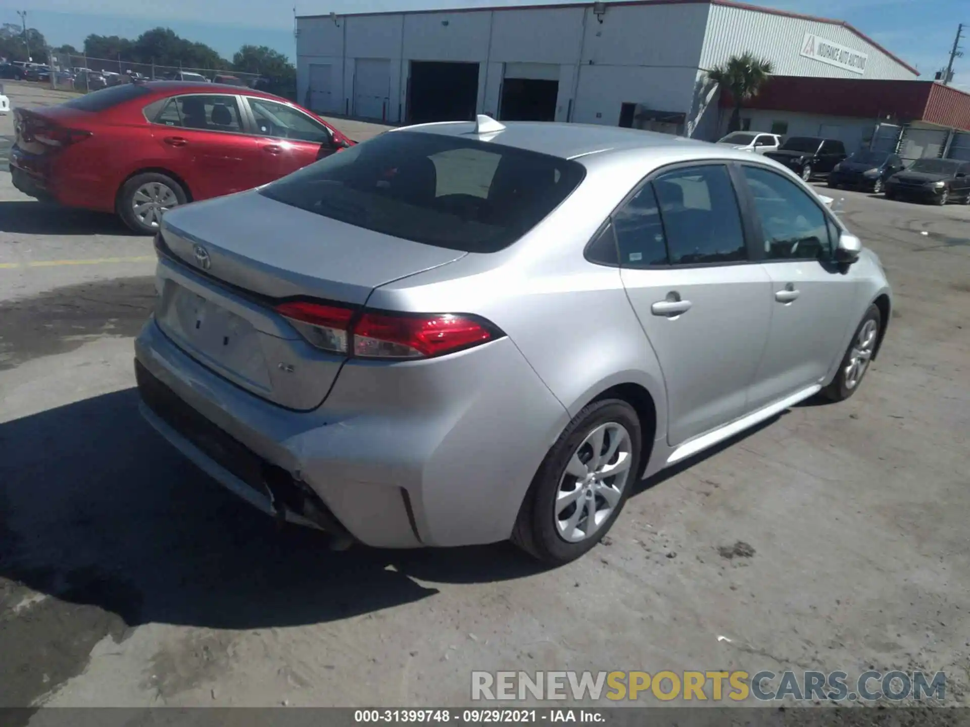 4 Photograph of a damaged car 5YFEPMAE2MP246871 TOYOTA COROLLA 2021