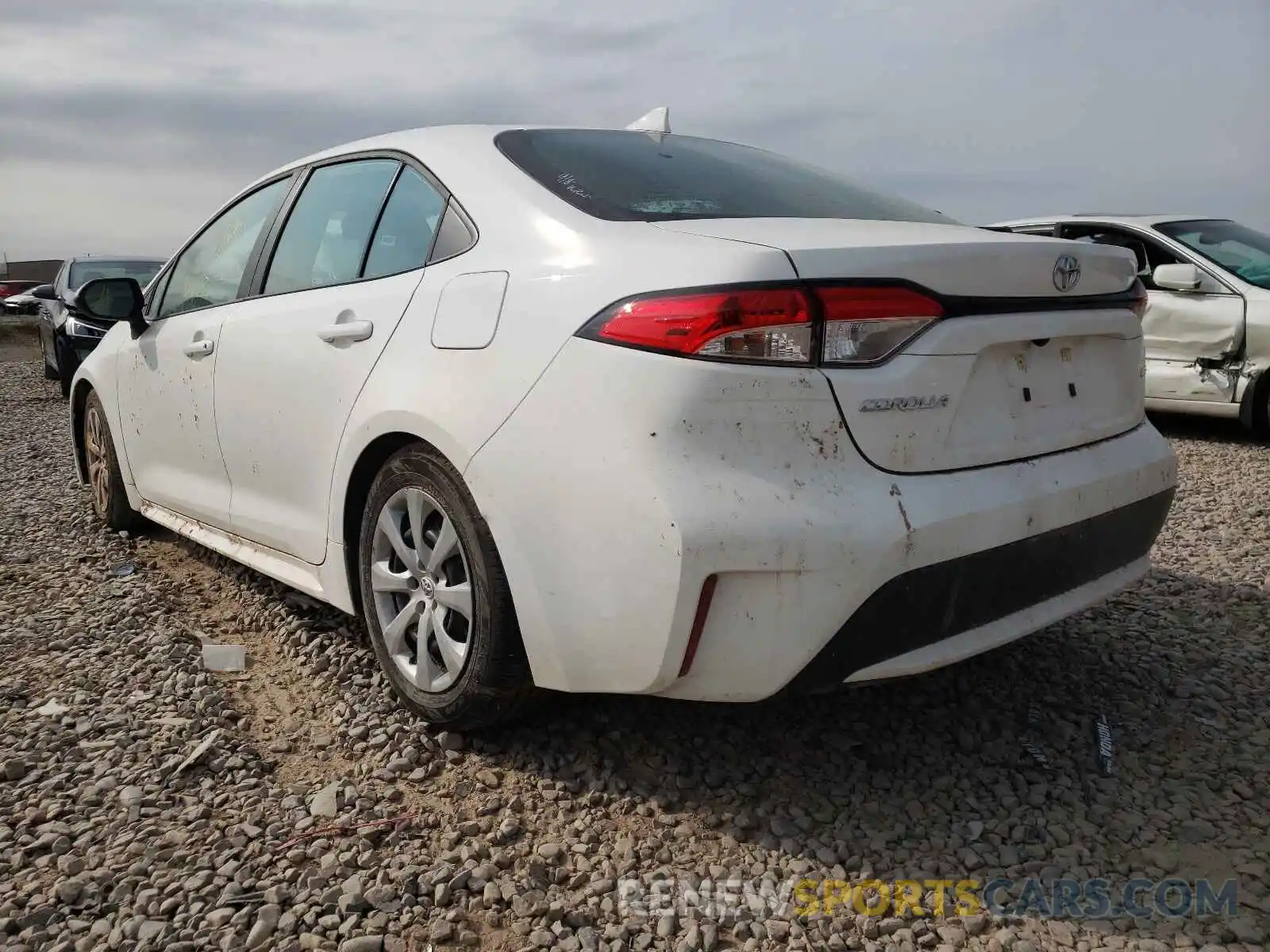 3 Photograph of a damaged car 5YFEPMAE2MP248488 TOYOTA COROLLA 2021