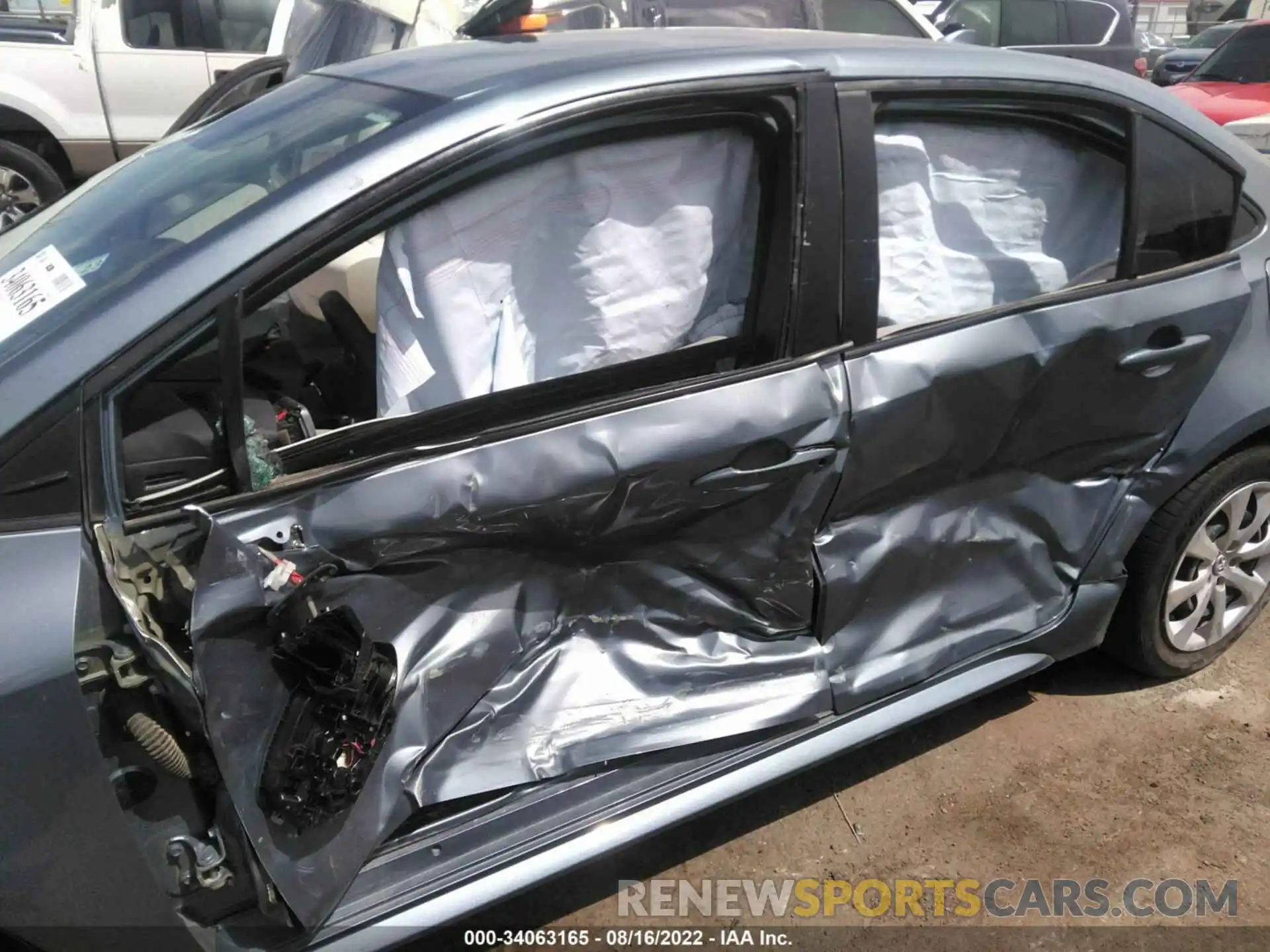 6 Photograph of a damaged car 5YFEPMAE2MP249768 TOYOTA COROLLA 2021