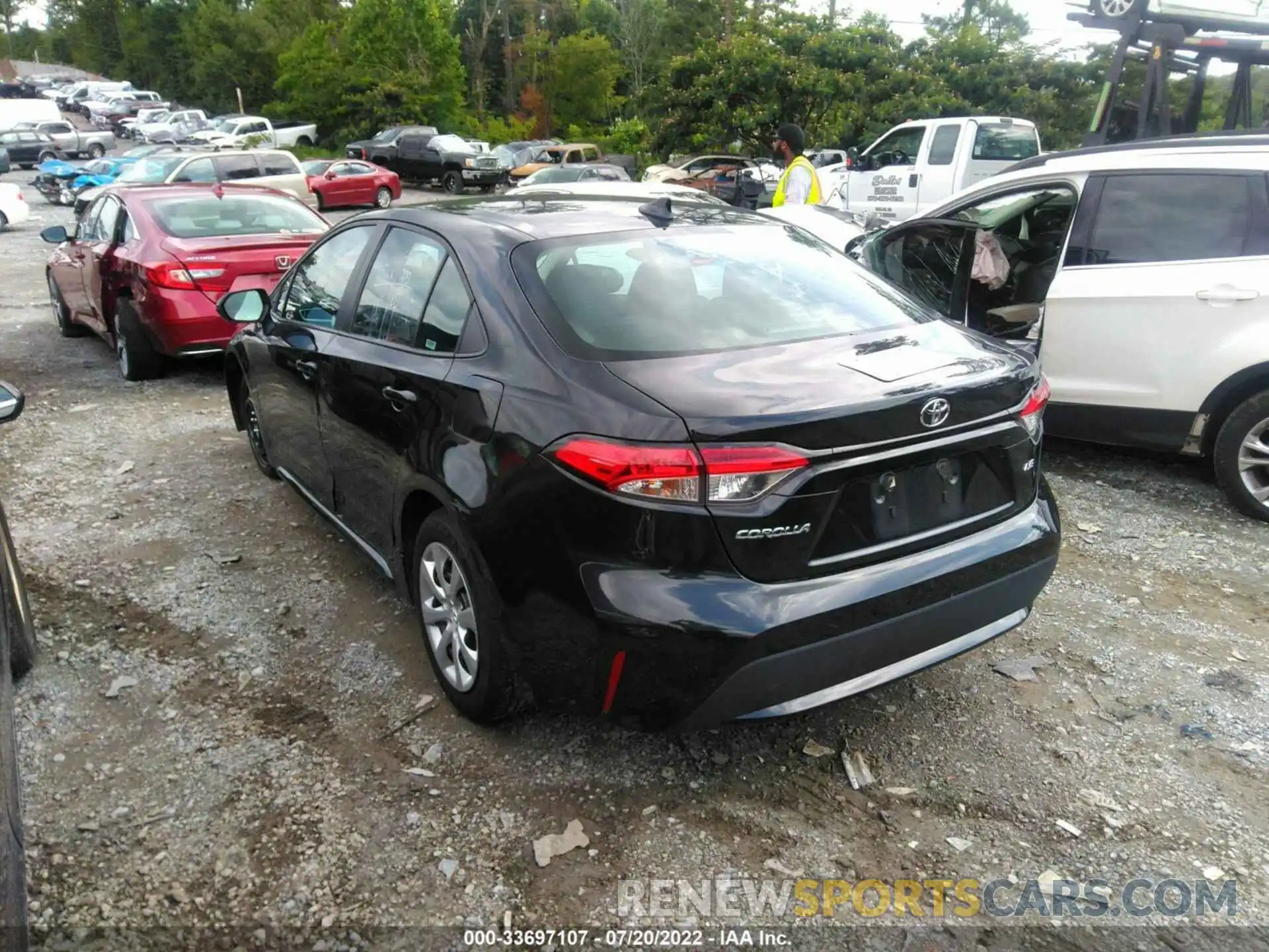 3 Photograph of a damaged car 5YFEPMAE2MP251911 TOYOTA COROLLA 2021