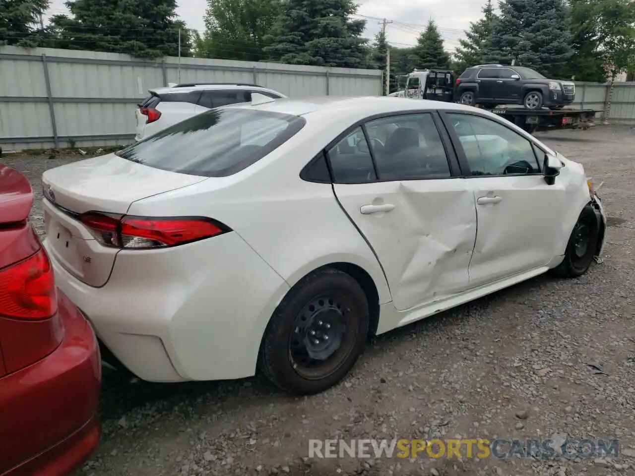 4 Photograph of a damaged car 5YFEPMAE2MP254288 TOYOTA COROLLA 2021