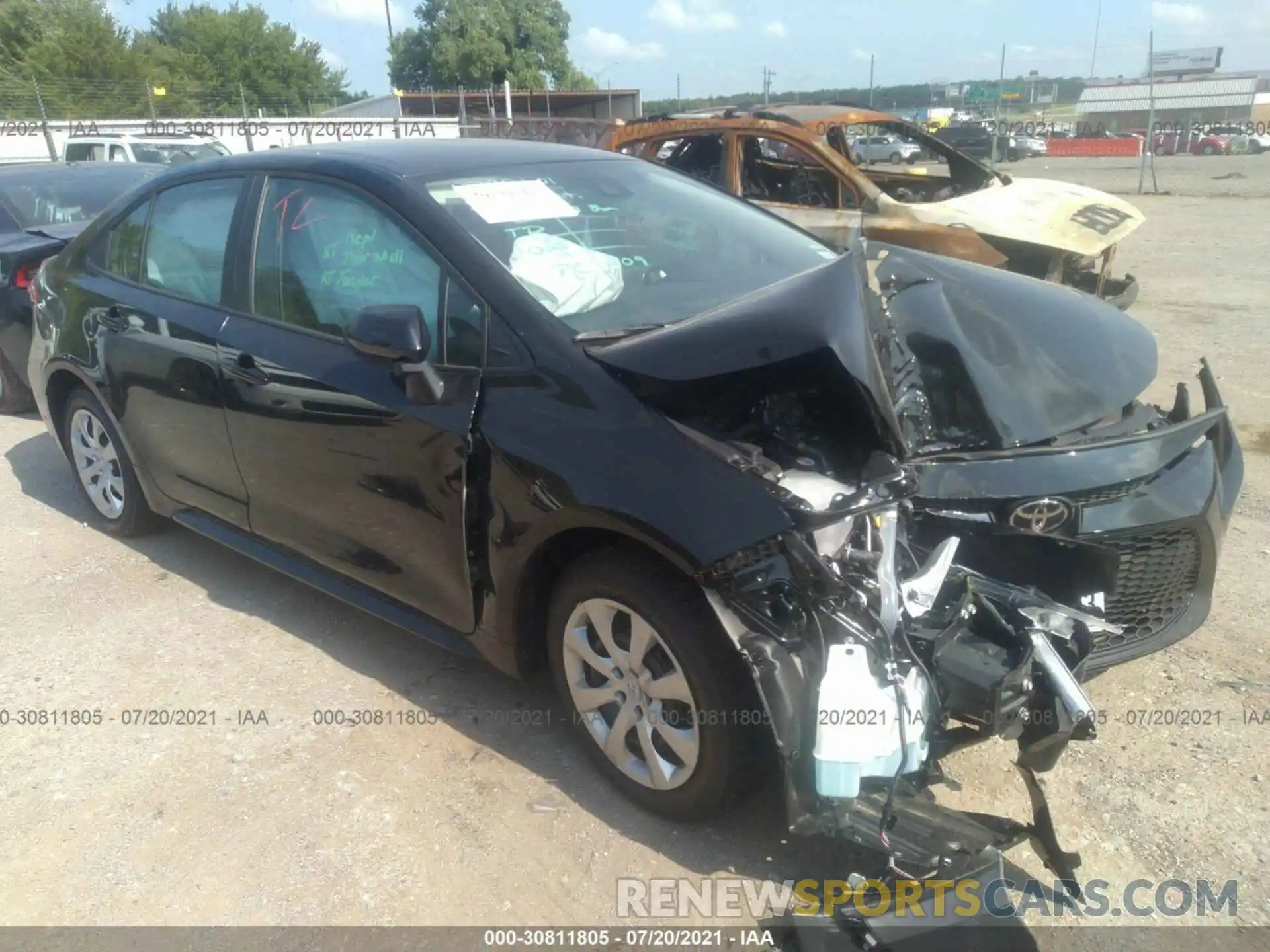 1 Photograph of a damaged car 5YFEPMAE2MP257529 TOYOTA COROLLA 2021