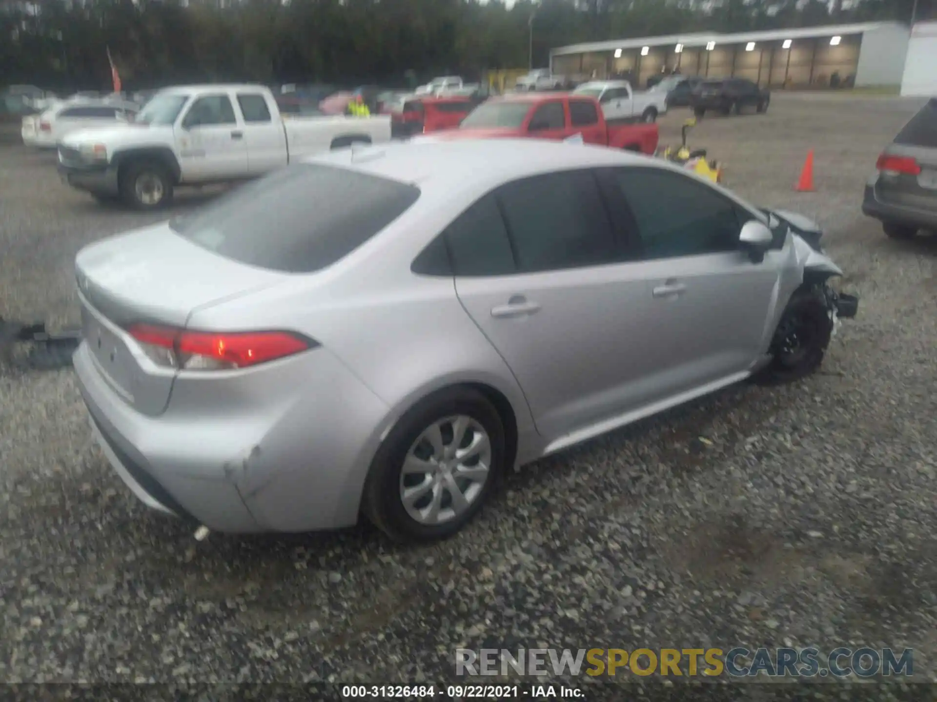 4 Photograph of a damaged car 5YFEPMAE2MP260091 TOYOTA COROLLA 2021