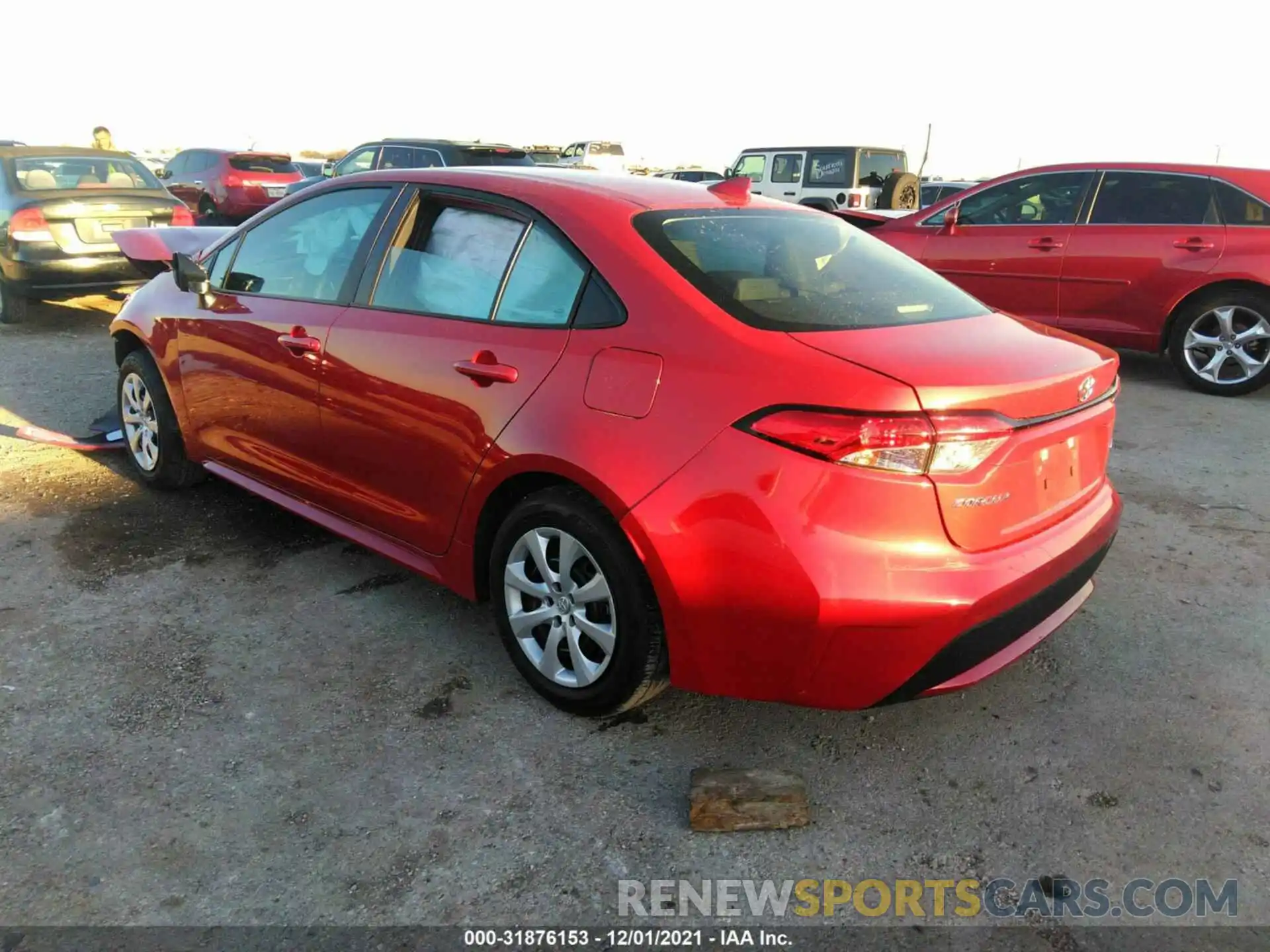 3 Photograph of a damaged car 5YFEPMAE2MP261760 TOYOTA COROLLA 2021