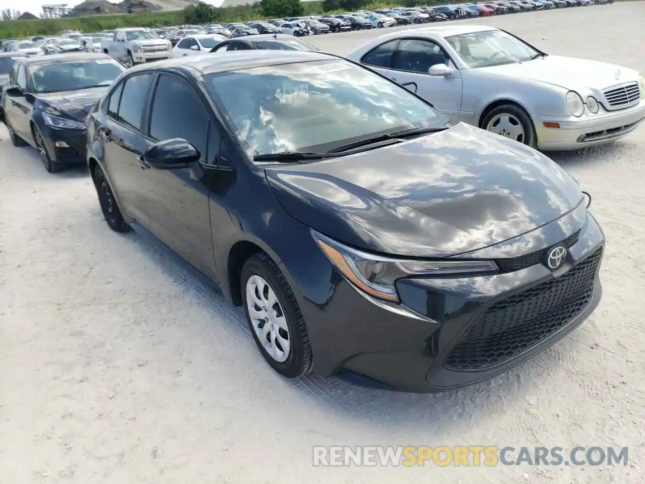 1 Photograph of a damaged car 5YFEPMAE2MP269194 TOYOTA COROLLA 2021