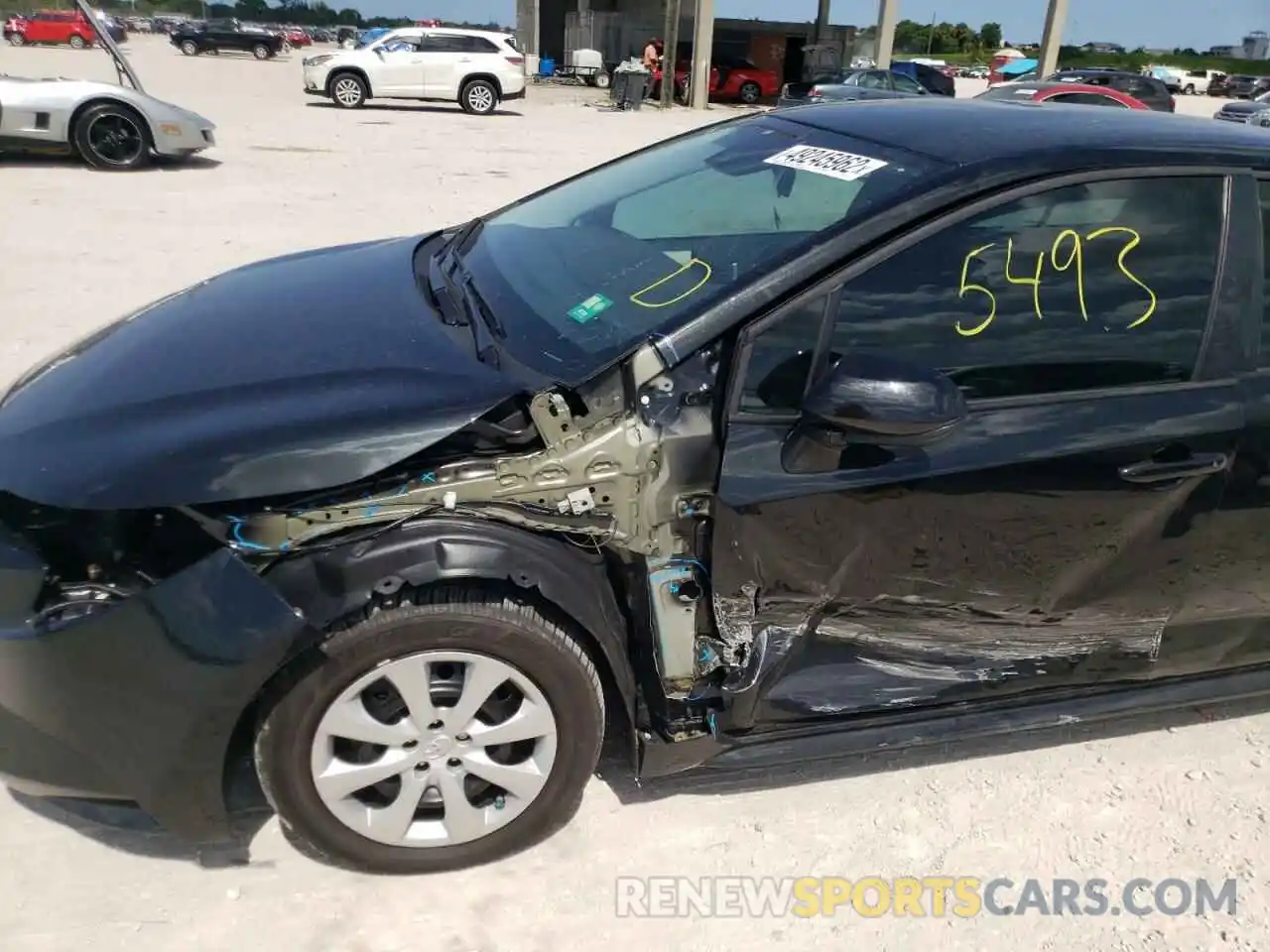 9 Photograph of a damaged car 5YFEPMAE2MP269194 TOYOTA COROLLA 2021