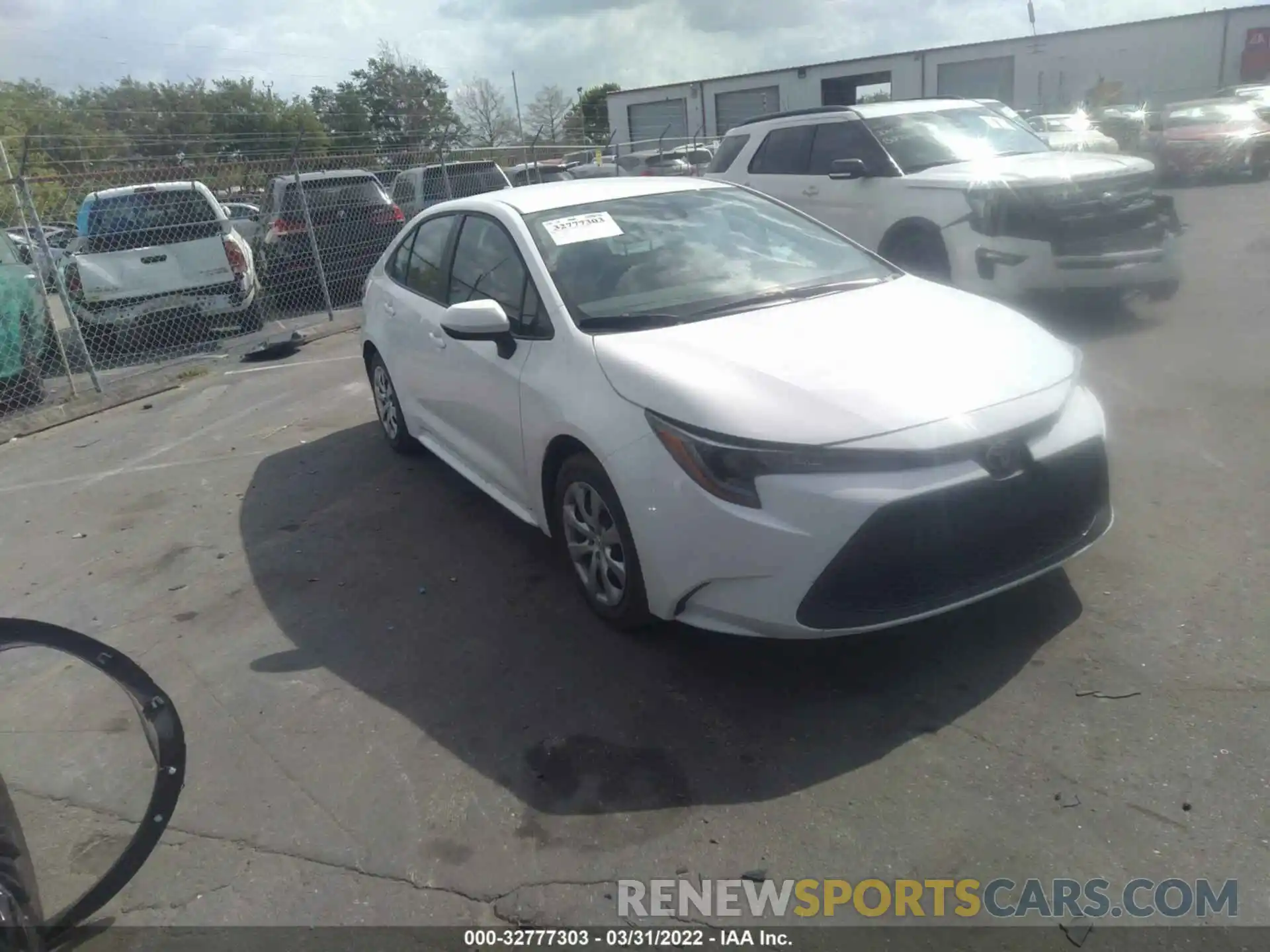 1 Photograph of a damaged car 5YFEPMAE2MP270538 TOYOTA COROLLA 2021