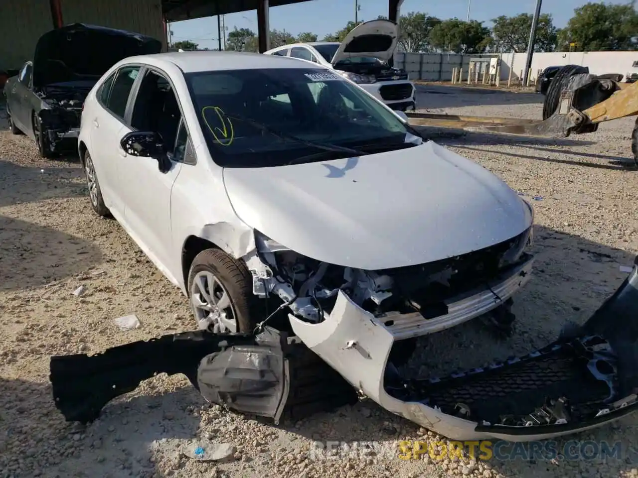 1 Photograph of a damaged car 5YFEPMAE2MP270569 TOYOTA COROLLA 2021