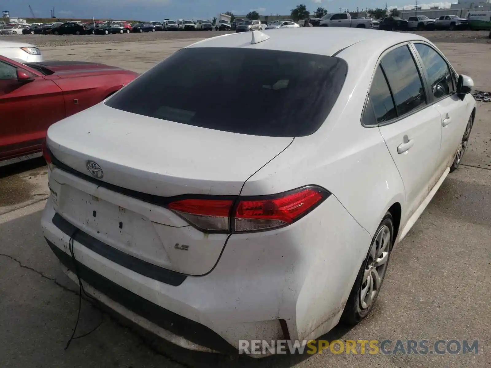 4 Photograph of a damaged car 5YFEPMAE3MP148562 TOYOTA COROLLA 2021