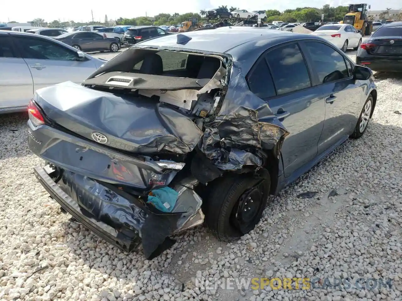 4 Photograph of a damaged car 5YFEPMAE3MP149324 TOYOTA COROLLA 2021