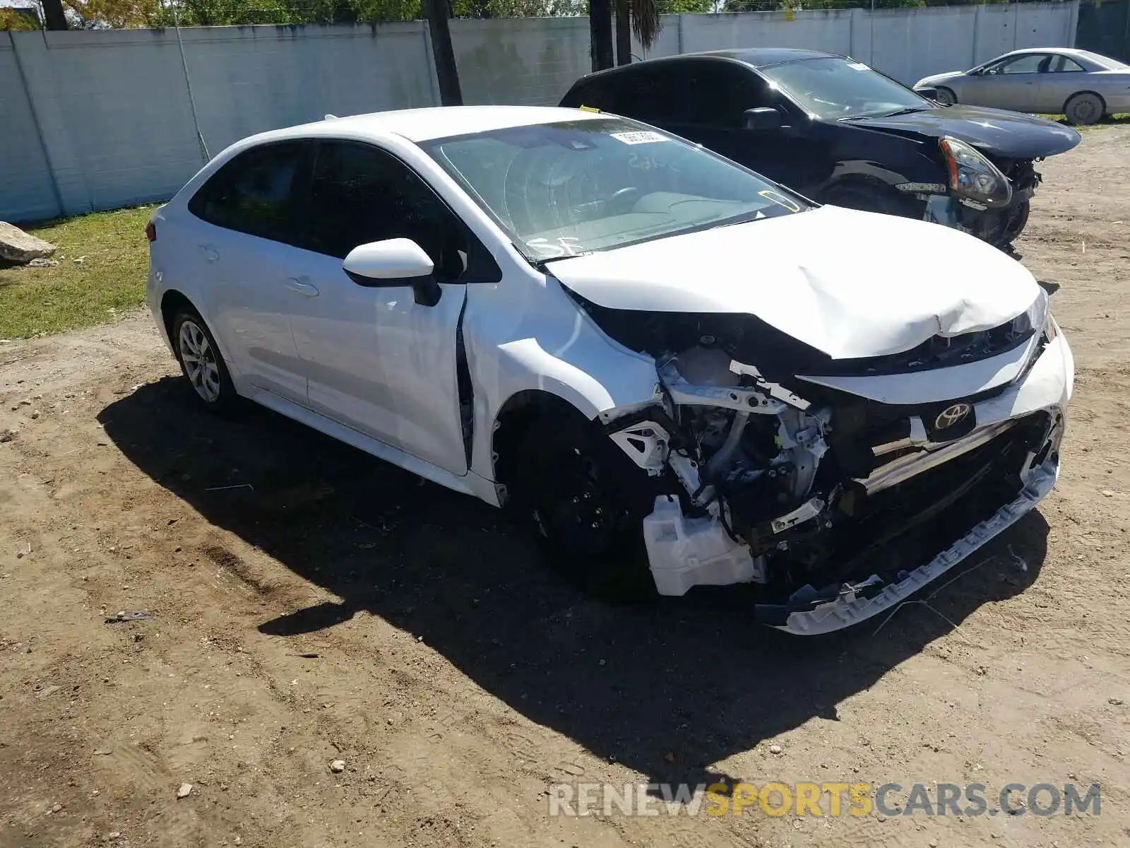 1 Photograph of a damaged car 5YFEPMAE3MP152255 TOYOTA COROLLA 2021