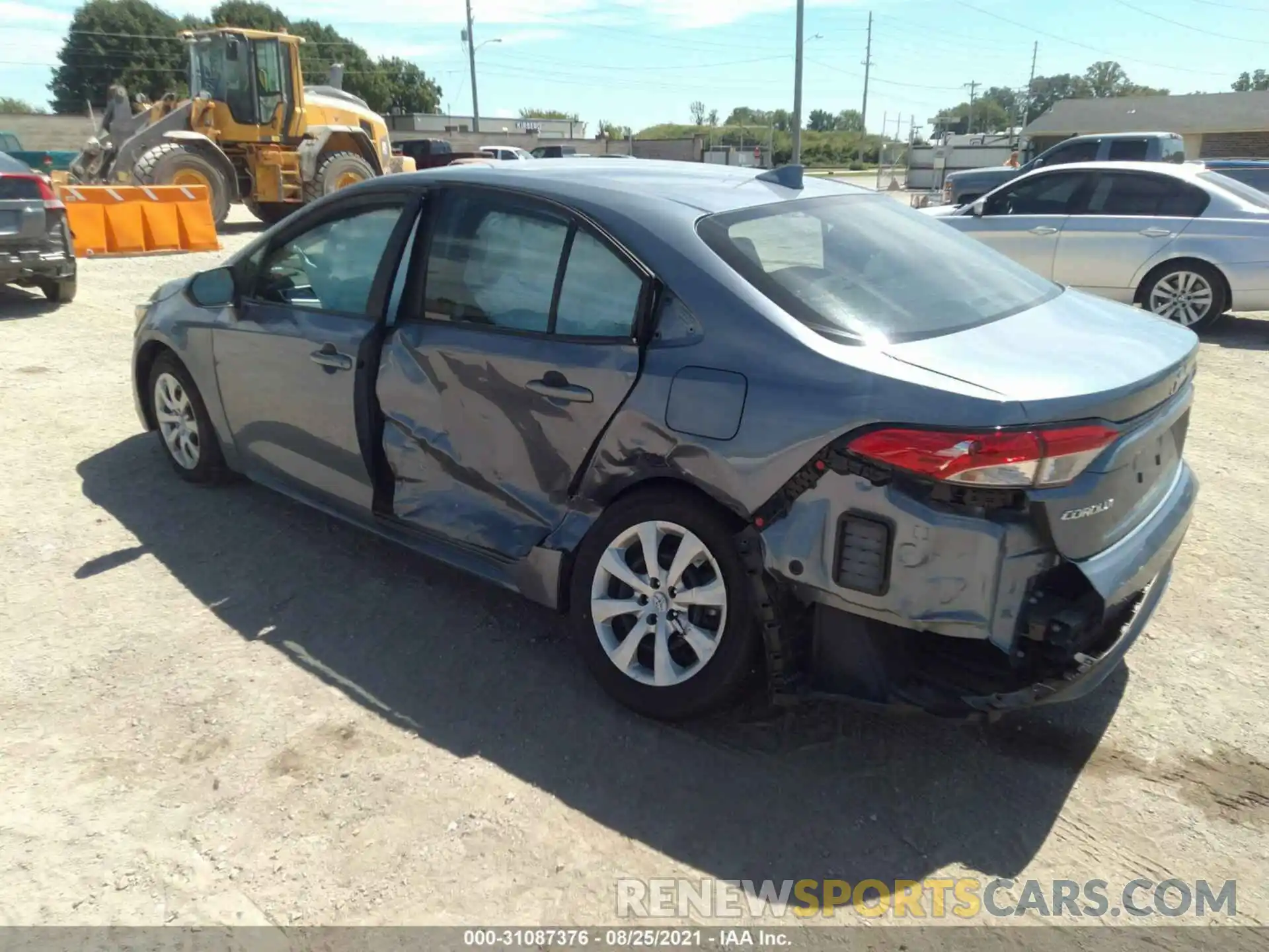 3 Photograph of a damaged car 5YFEPMAE3MP157116 TOYOTA COROLLA 2021