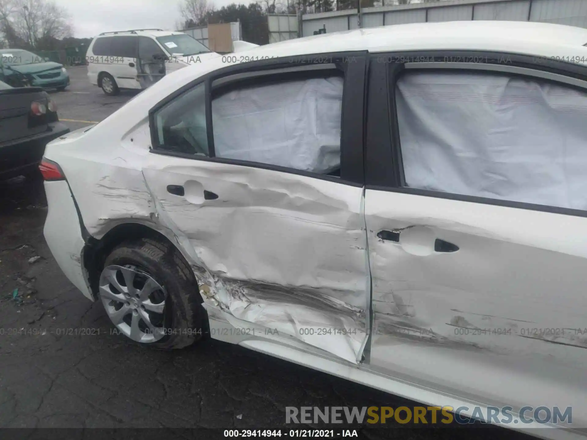 6 Photograph of a damaged car 5YFEPMAE3MP158069 TOYOTA COROLLA 2021