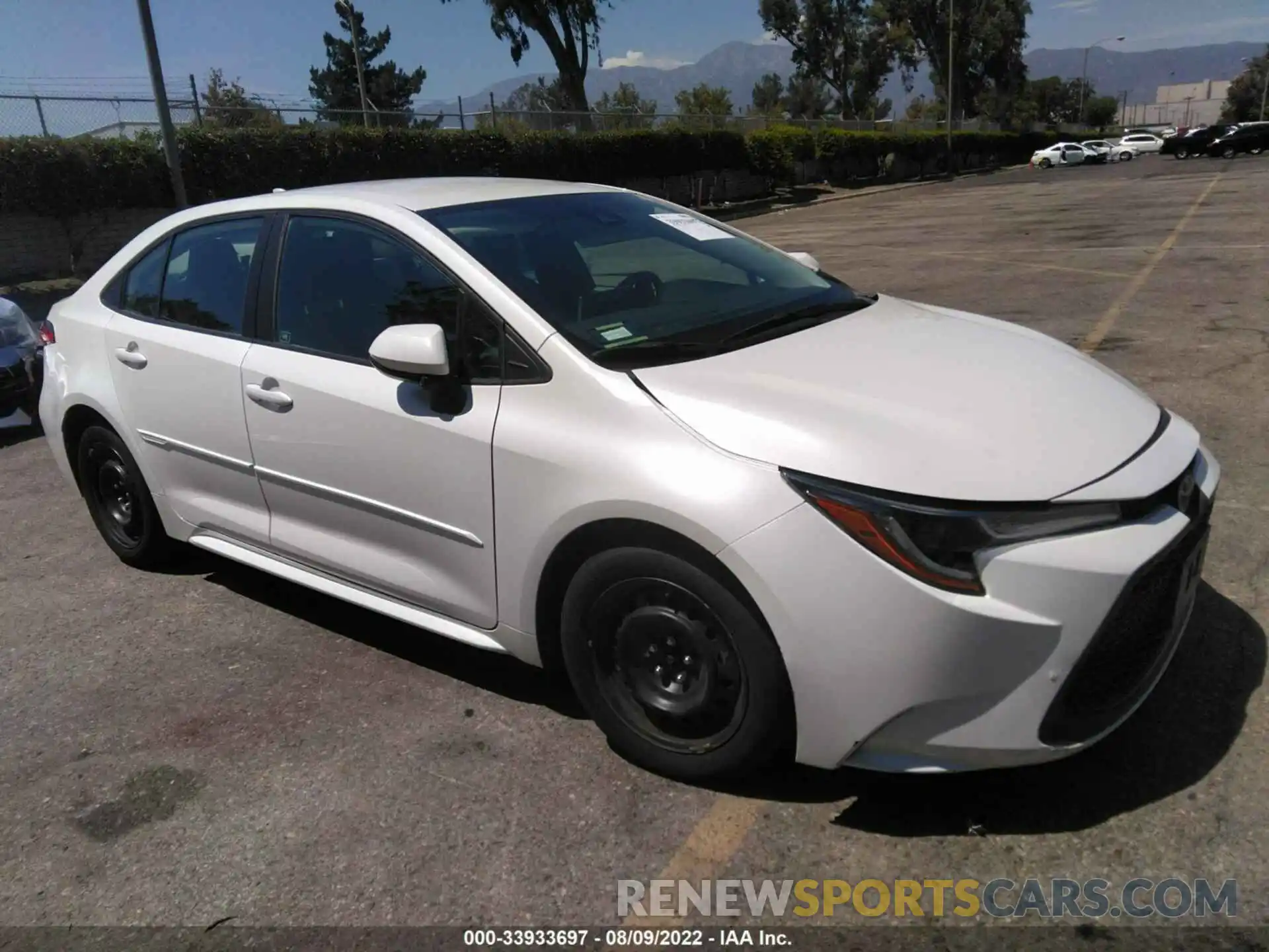 1 Photograph of a damaged car 5YFEPMAE3MP159061 TOYOTA COROLLA 2021