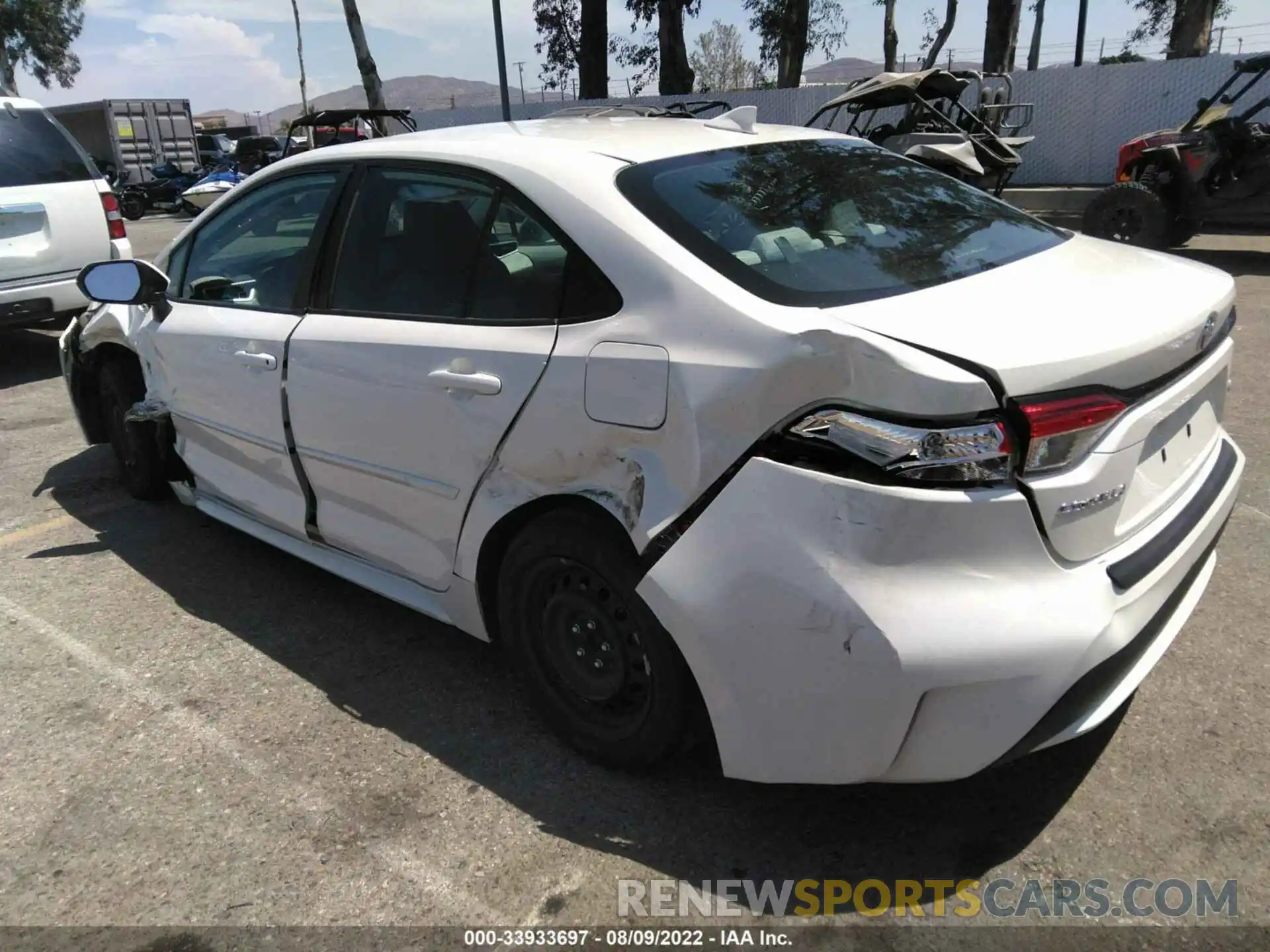 3 Photograph of a damaged car 5YFEPMAE3MP159061 TOYOTA COROLLA 2021