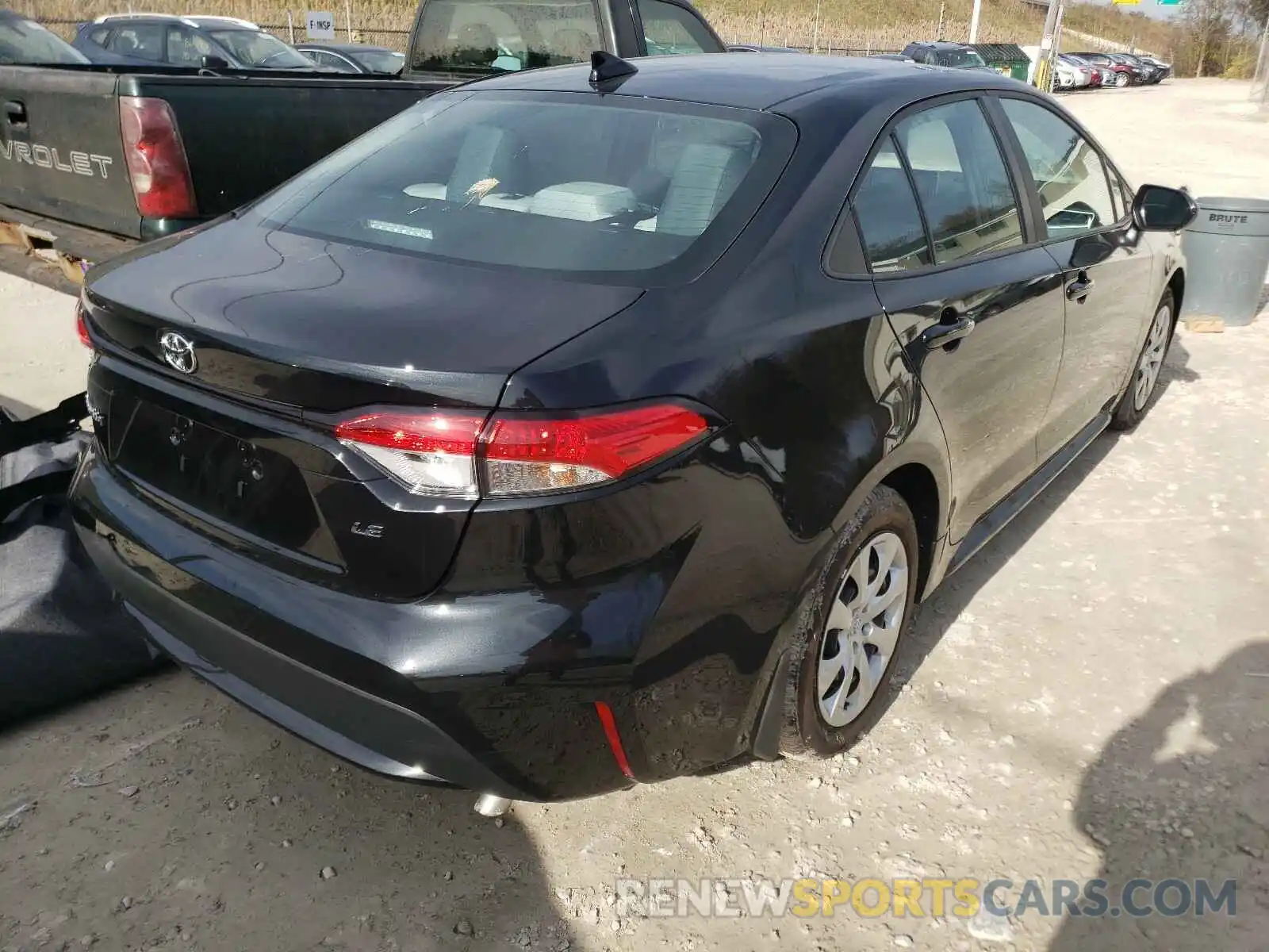 4 Photograph of a damaged car 5YFEPMAE3MP160193 TOYOTA COROLLA 2021