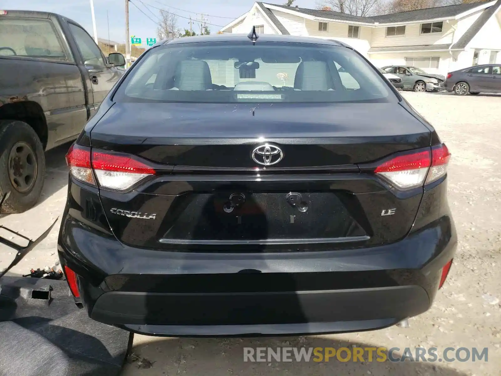 9 Photograph of a damaged car 5YFEPMAE3MP160193 TOYOTA COROLLA 2021