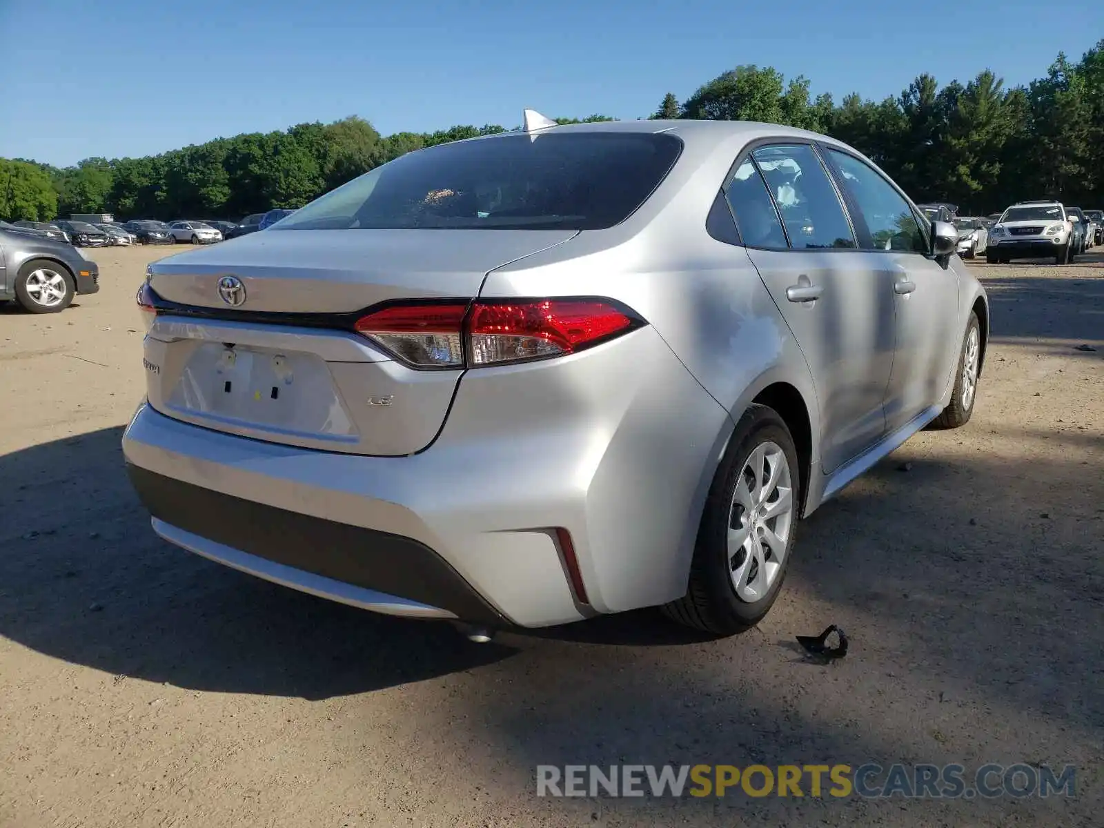 4 Photograph of a damaged car 5YFEPMAE3MP160923 TOYOTA COROLLA 2021