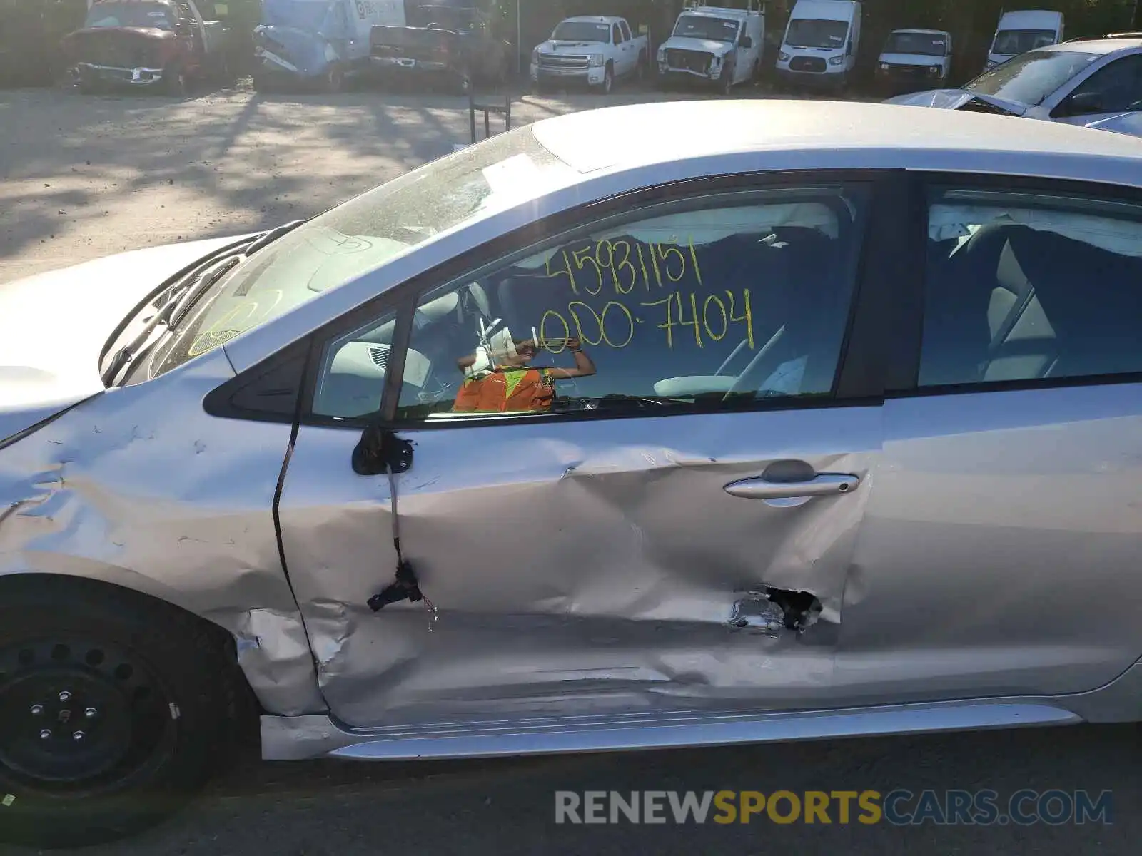 9 Photograph of a damaged car 5YFEPMAE3MP160923 TOYOTA COROLLA 2021