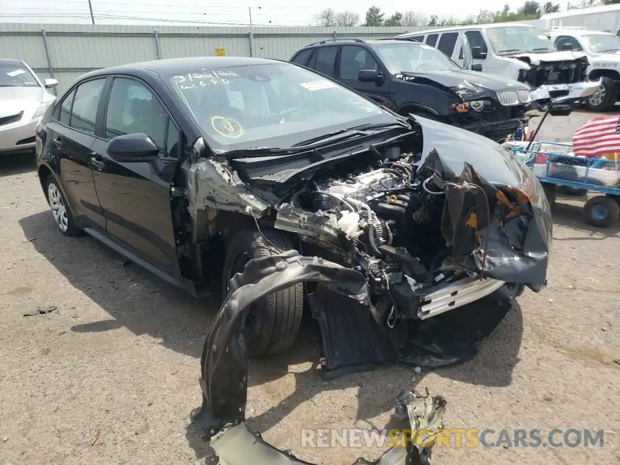 1 Photograph of a damaged car 5YFEPMAE3MP161229 TOYOTA COROLLA 2021