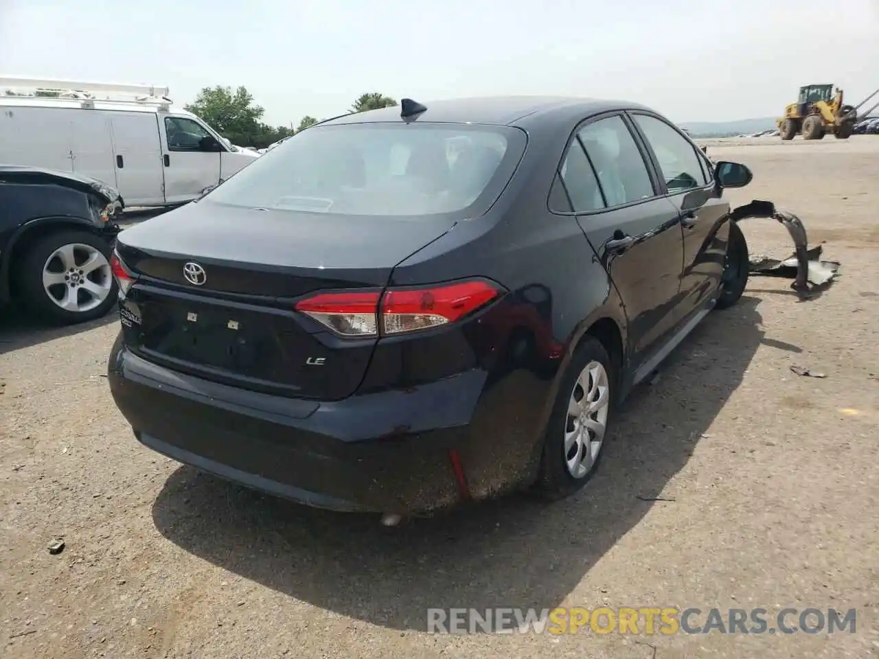 4 Photograph of a damaged car 5YFEPMAE3MP161229 TOYOTA COROLLA 2021