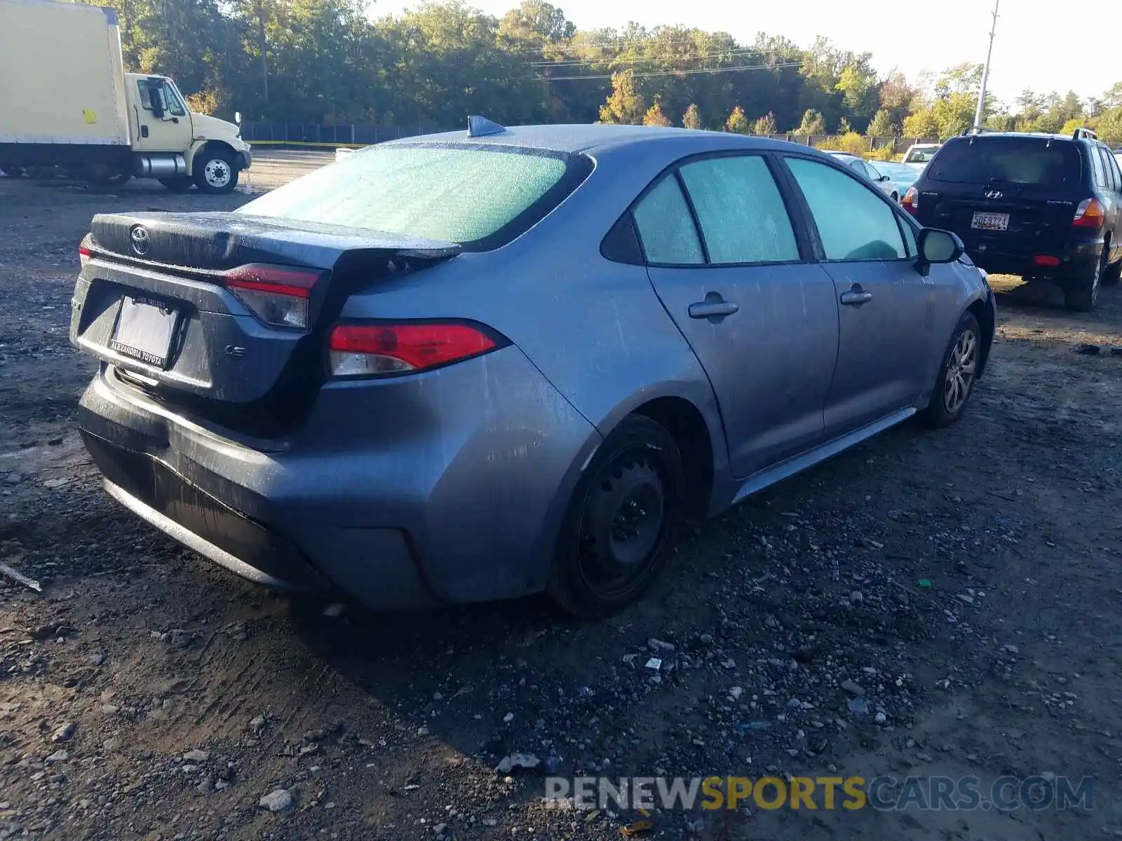 4 Photograph of a damaged car 5YFEPMAE3MP161392 TOYOTA COROLLA 2021