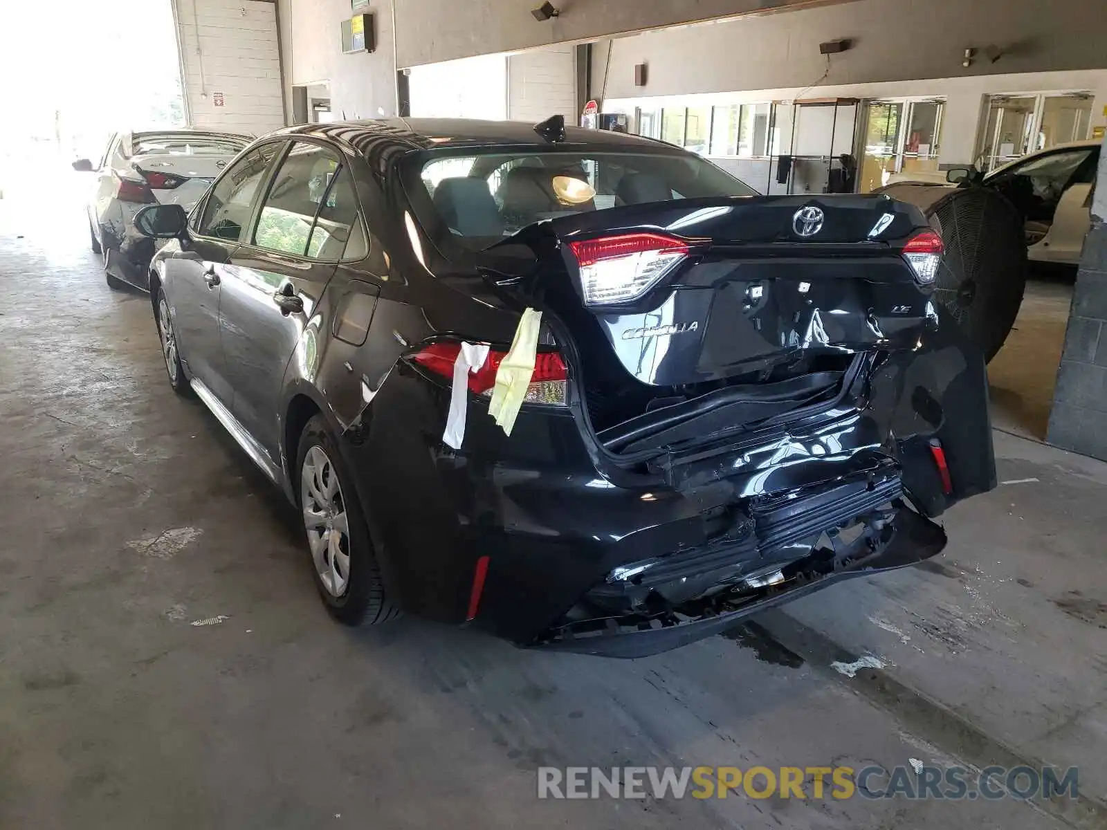 3 Photograph of a damaged car 5YFEPMAE3MP161649 TOYOTA COROLLA 2021