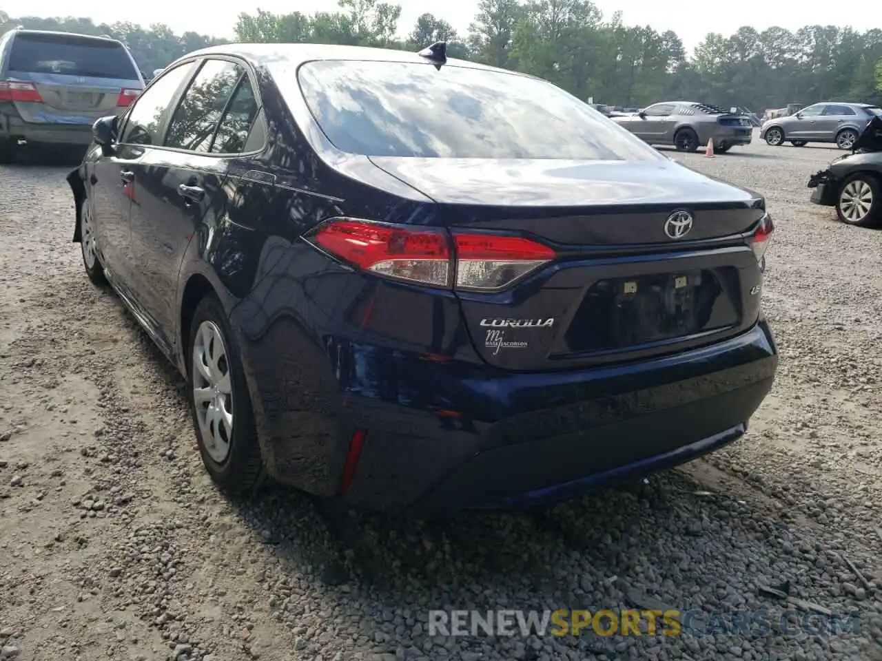 3 Photograph of a damaged car 5YFEPMAE3MP162445 TOYOTA COROLLA 2021