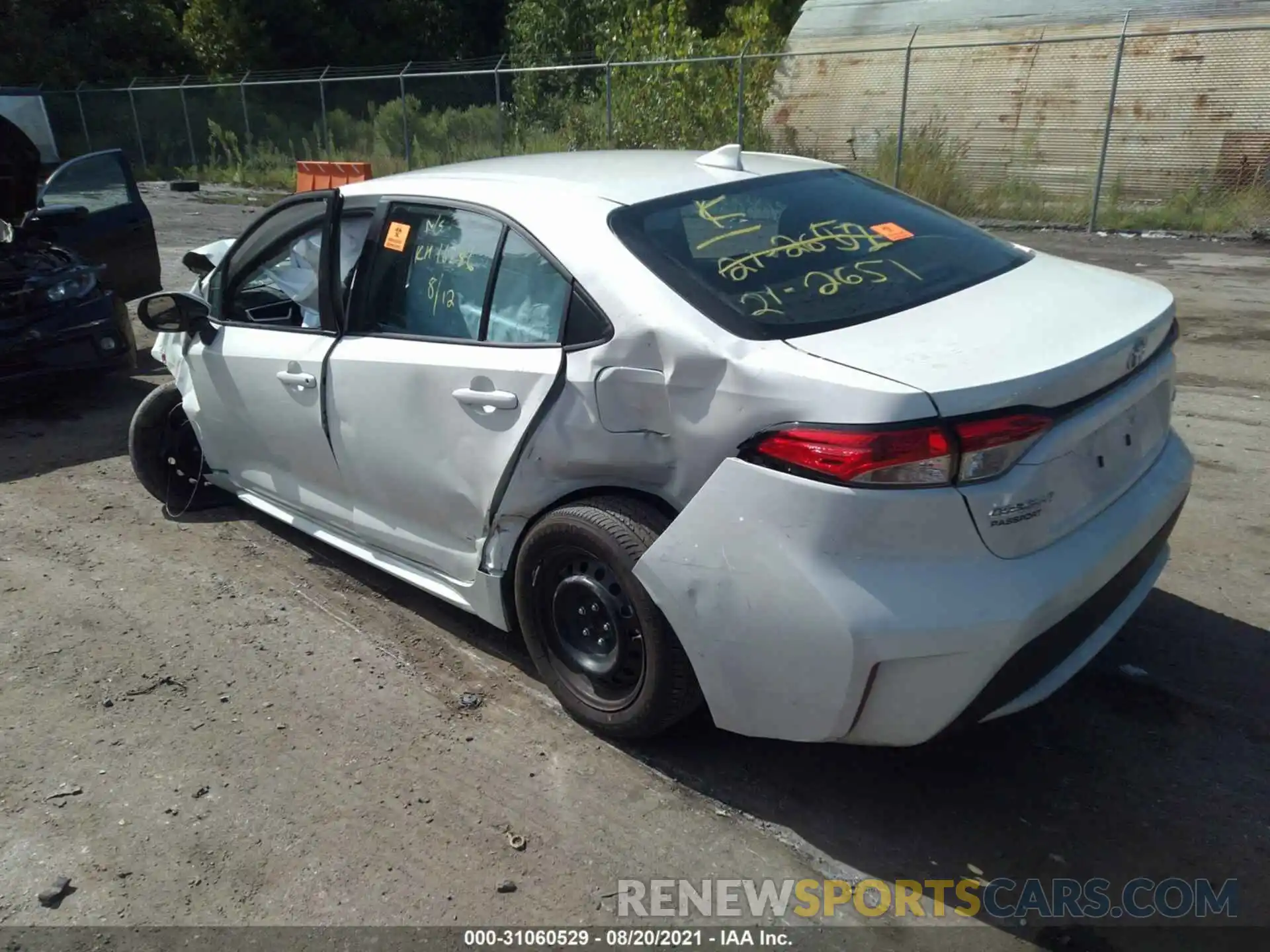 3 Photograph of a damaged car 5YFEPMAE3MP163594 TOYOTA COROLLA 2021