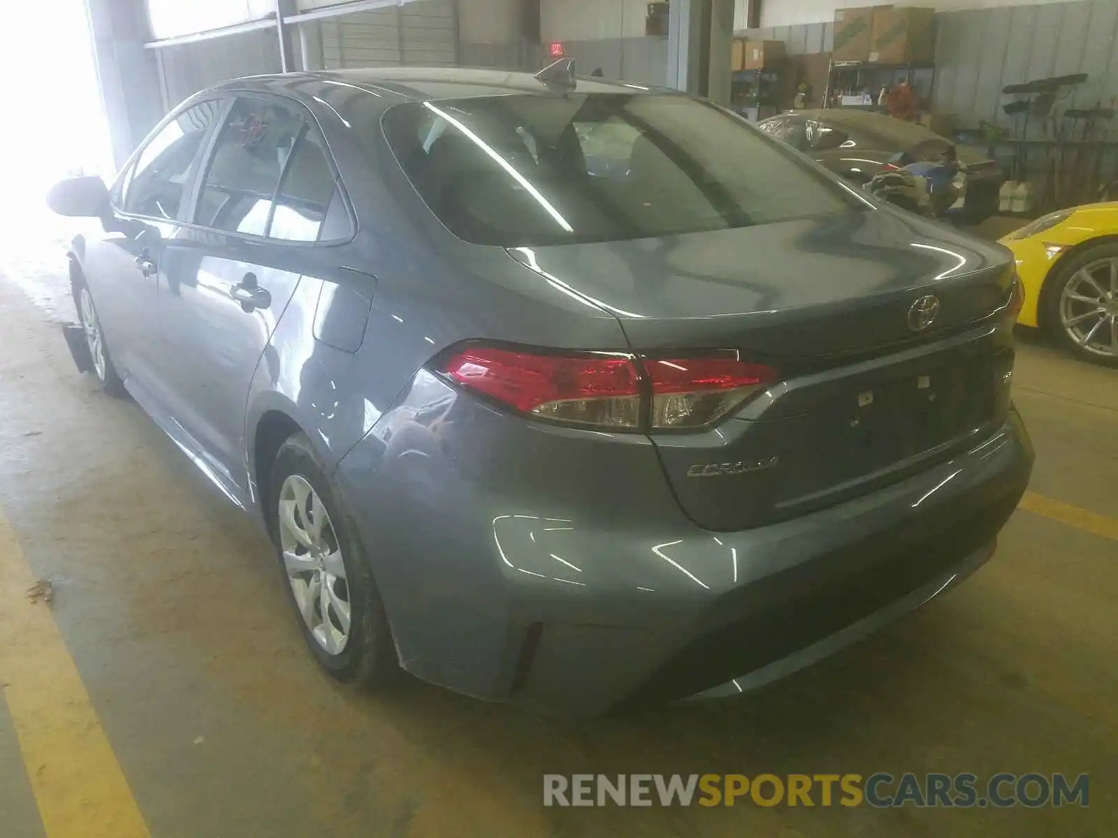 3 Photograph of a damaged car 5YFEPMAE3MP166267 TOYOTA COROLLA 2021